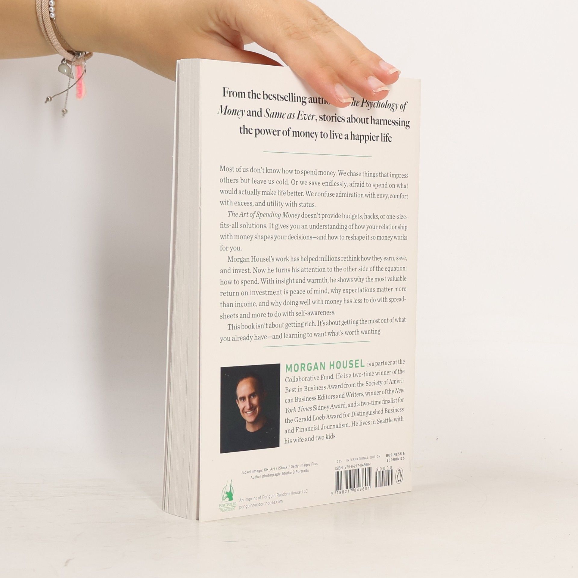 Morgan Housel The Art of Spending Money: Simple Choices for a Richer Life - Export Edition