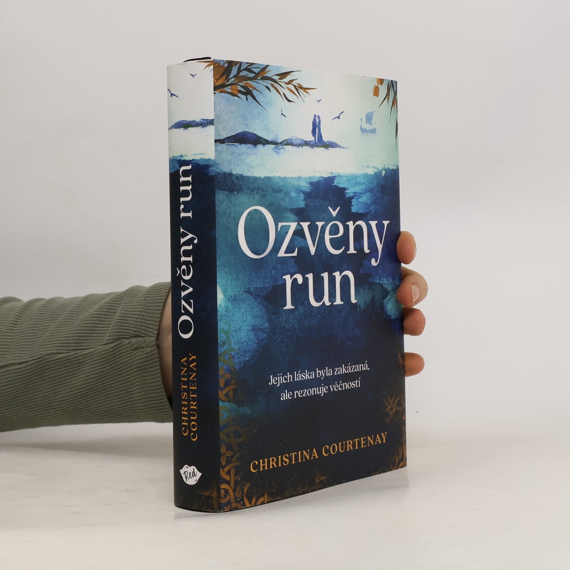 Christina Courtenay Ozvěny run
