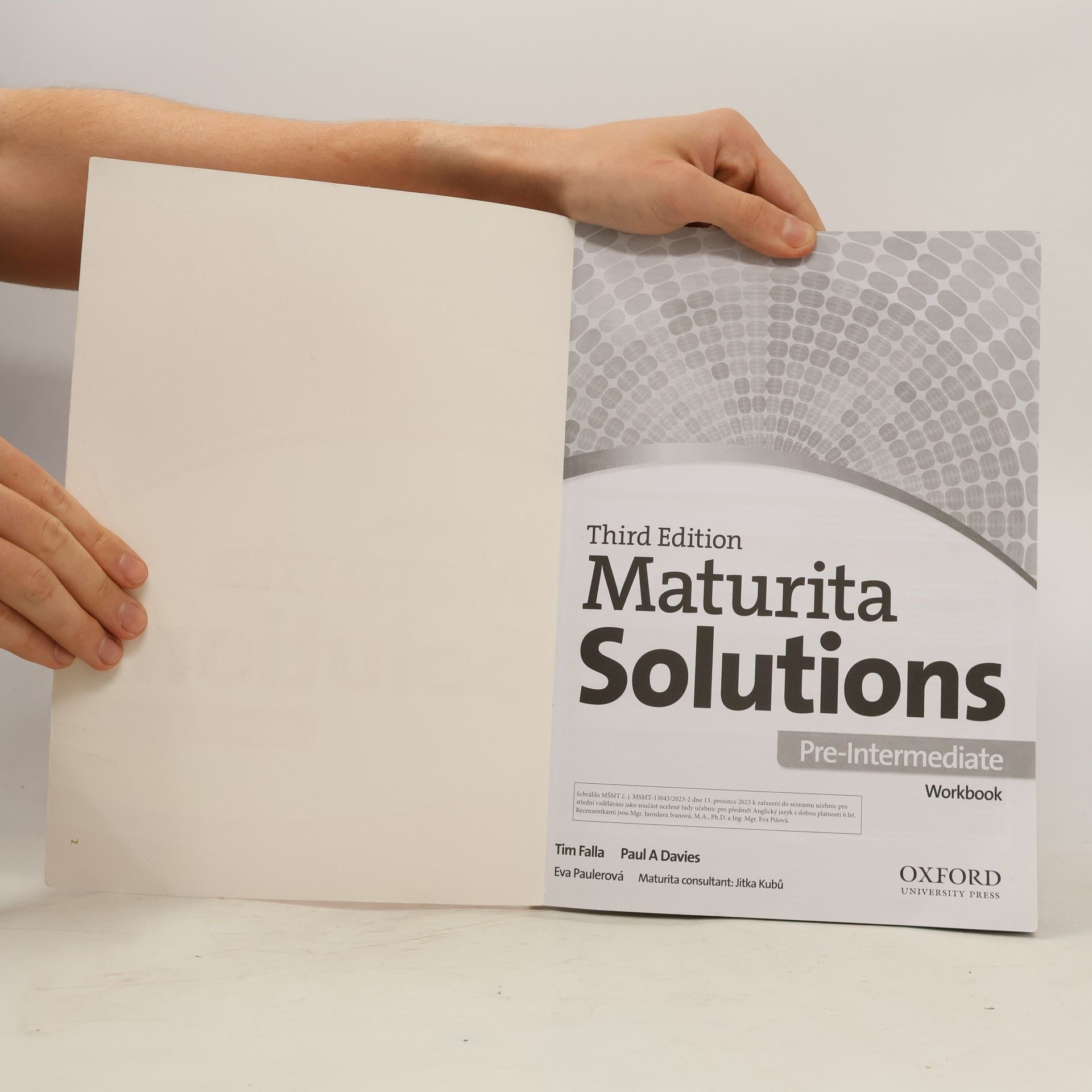 Eva Paulerová Maturita solutions : pre-intermediate. Workbook