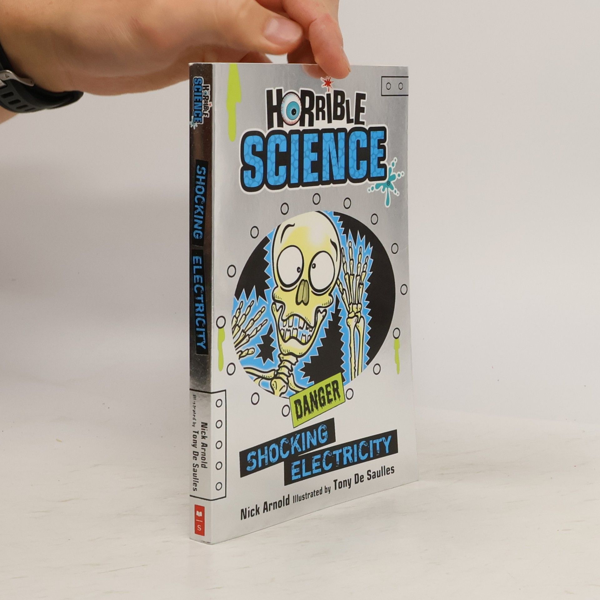 Horrible Science - Shocking Electricity