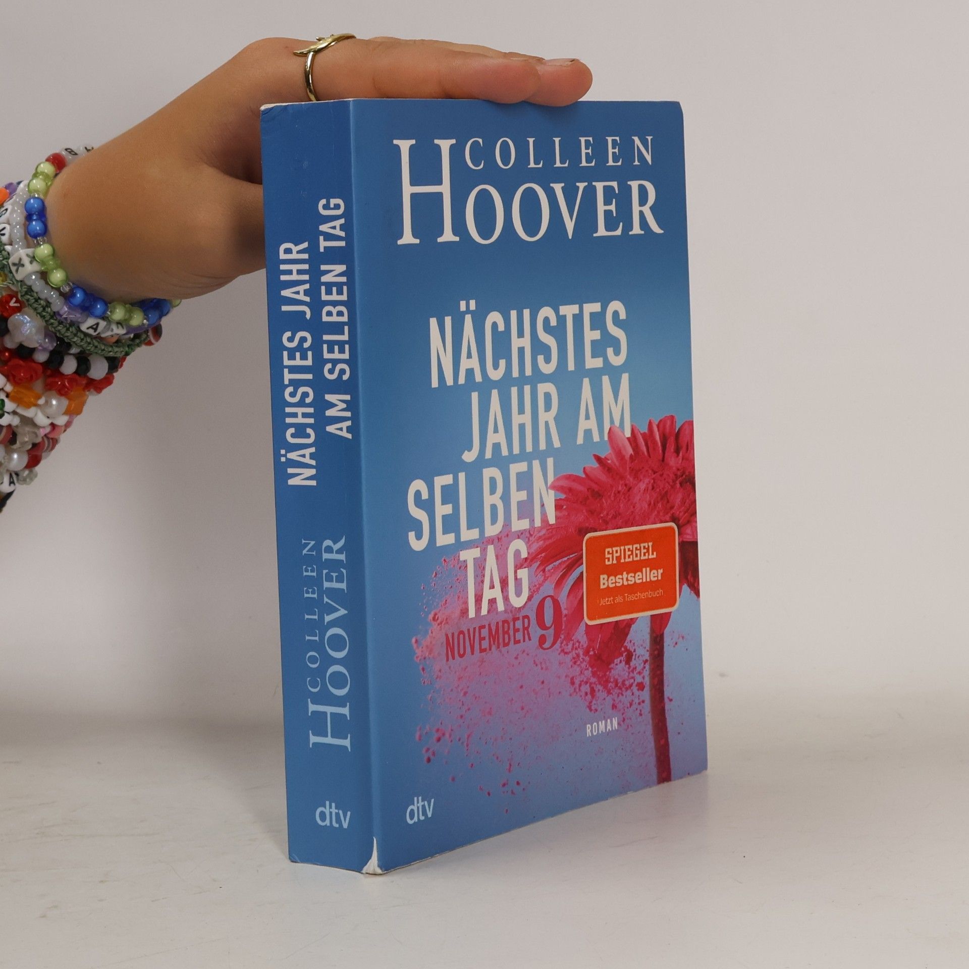 Colleen Hoover Nächstes Jahr am selben Tag