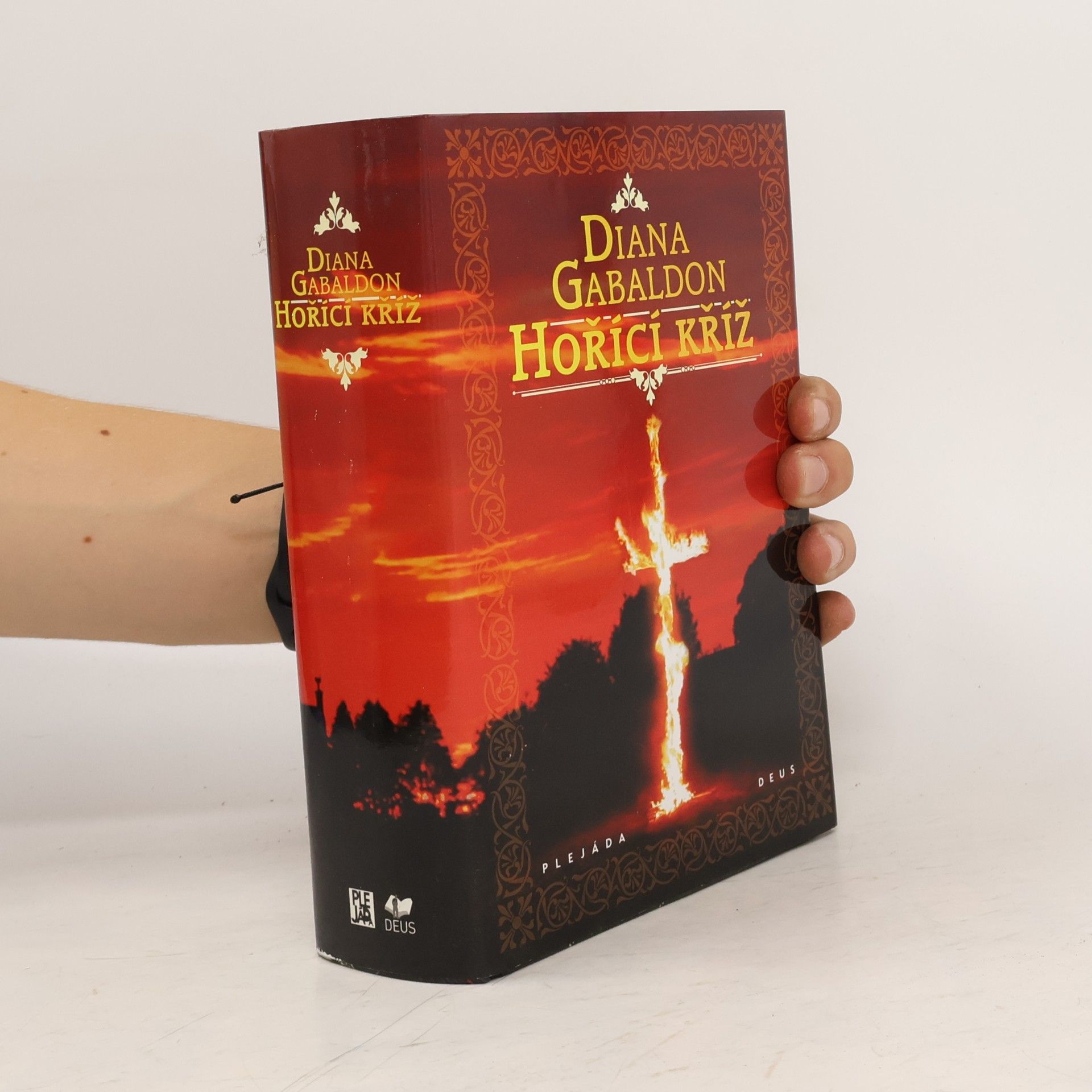Diana Gabaldon Hořící kříž