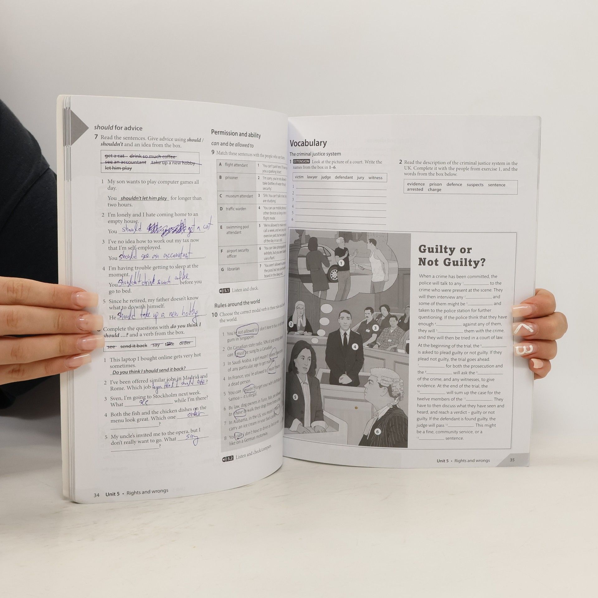 Liz Soars New Headway Intermediate Workbook without Answer Key (5th)