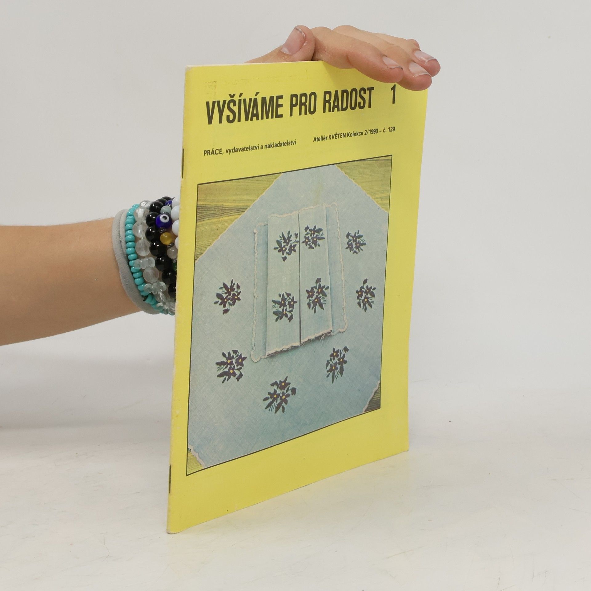 Various authors Vyšíváme pro radost 1
