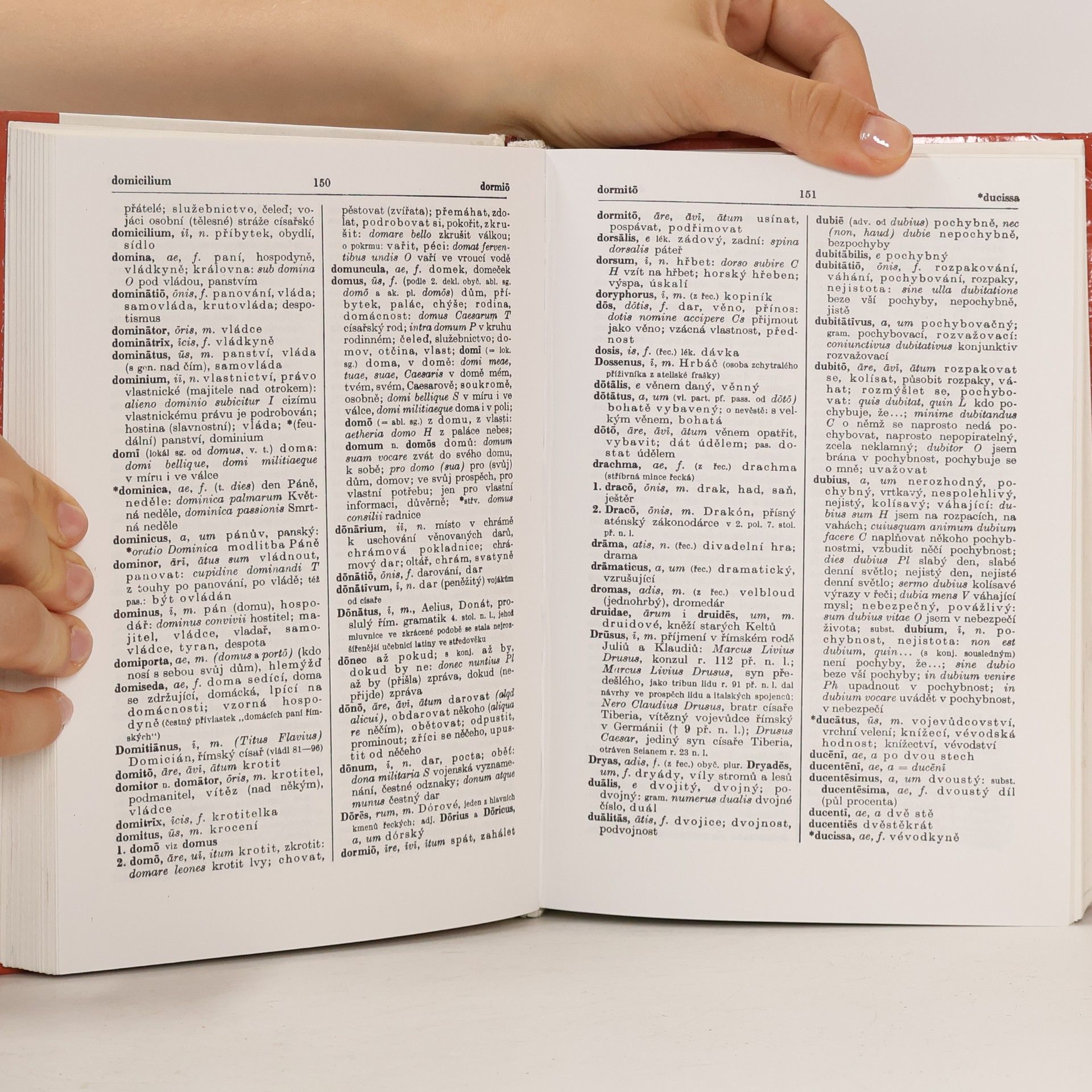 Various authors Latinsko český slovník