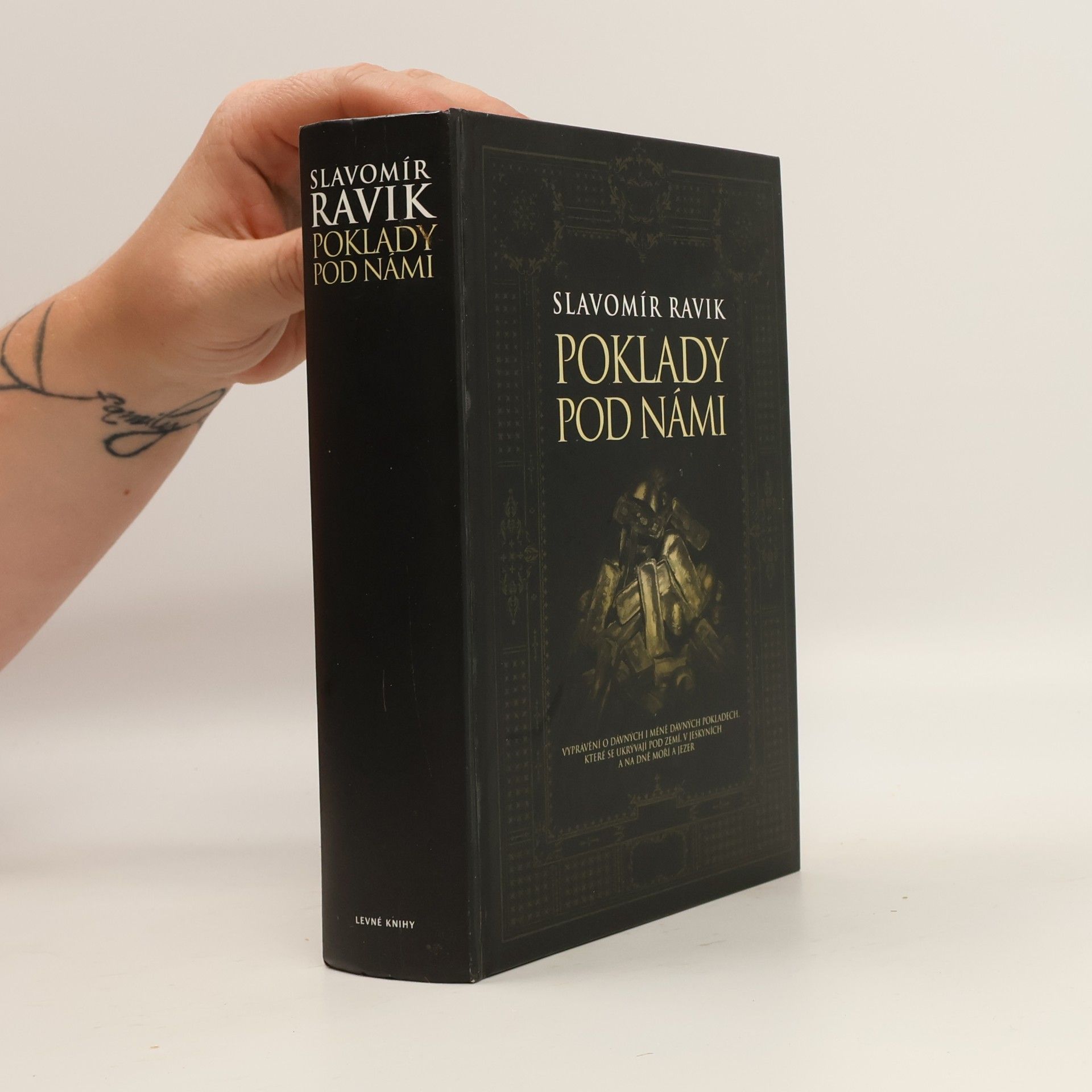 Slavomír Pejčoch Poklady pod námi