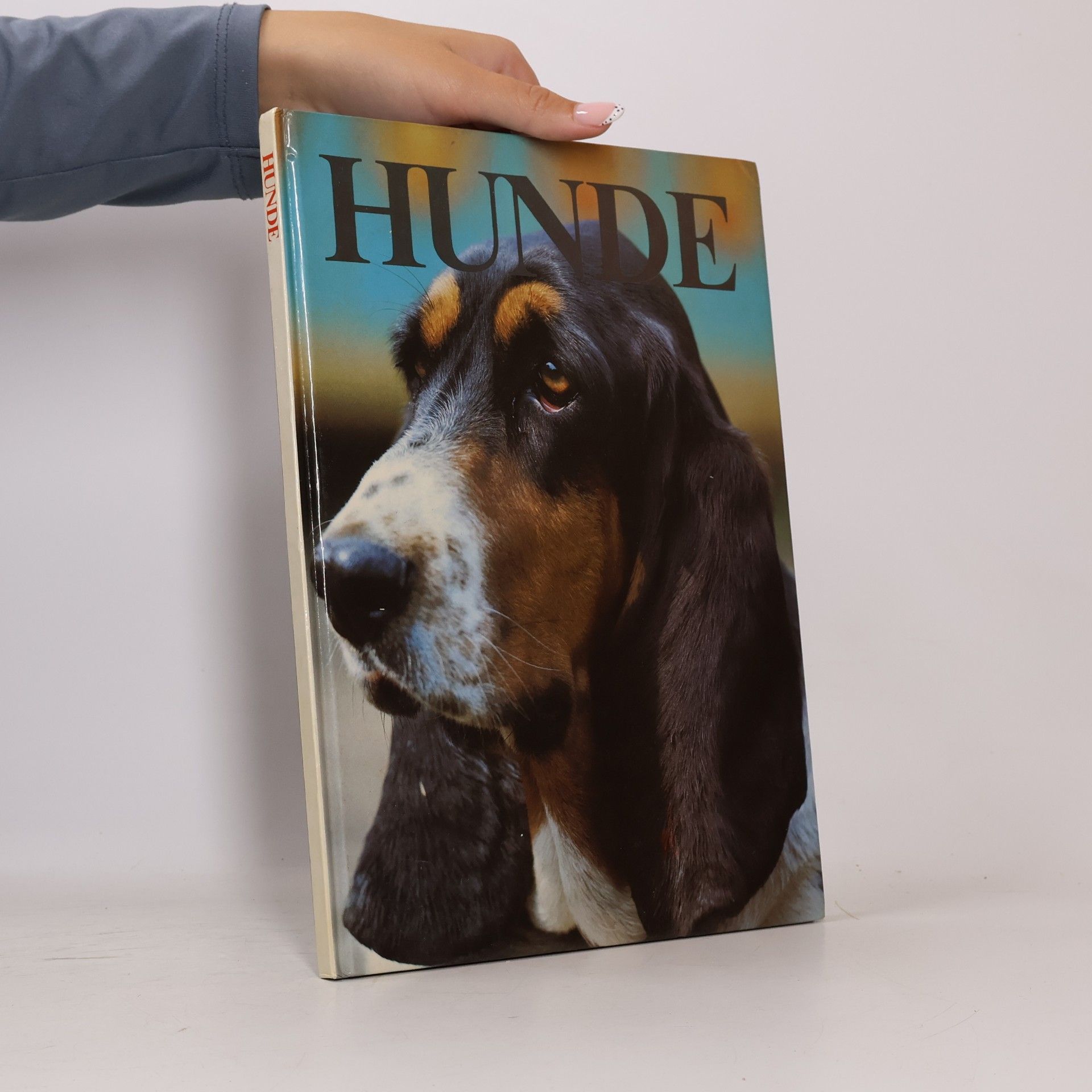 Various authors Hunde