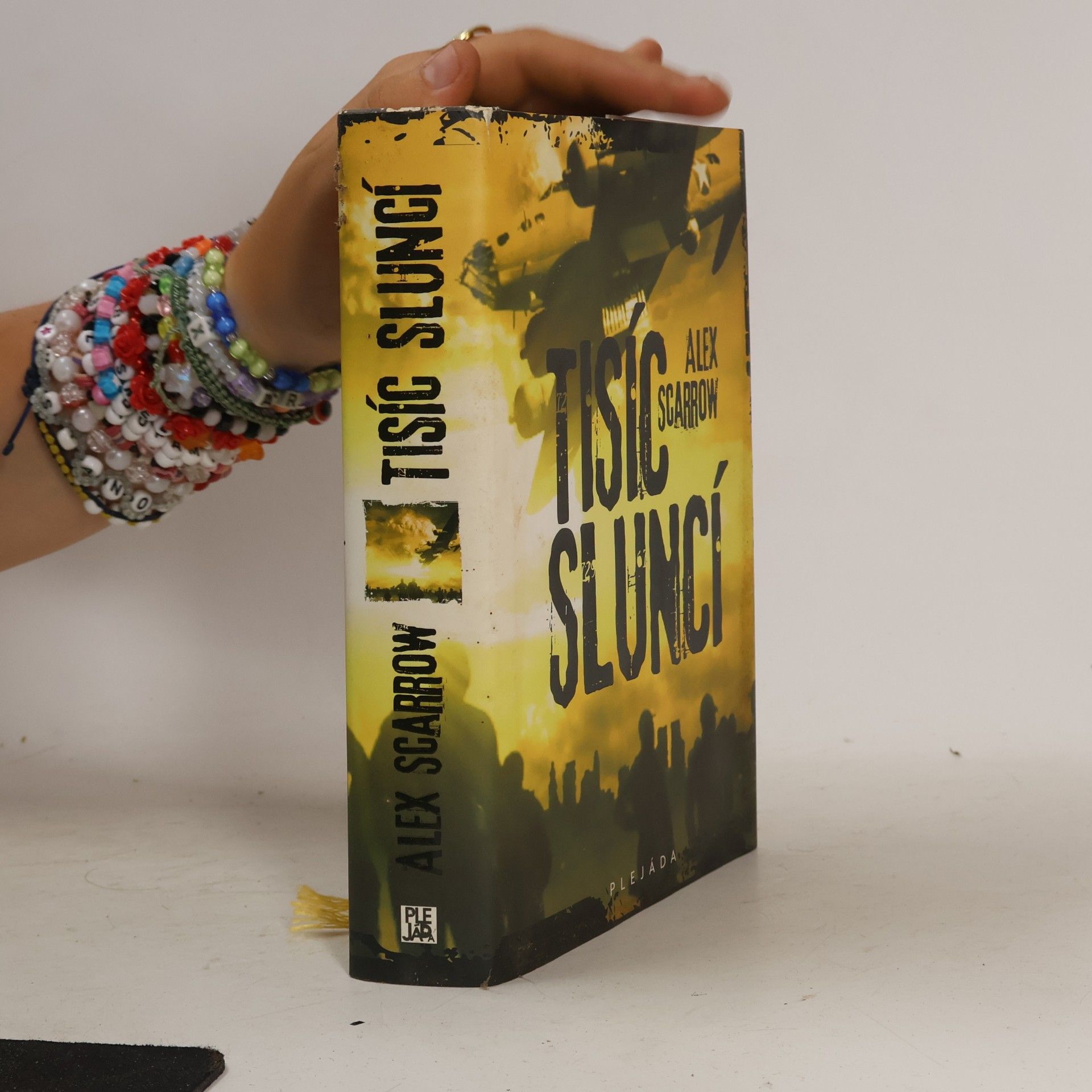 Alex Scarrow Tisíc sluncí