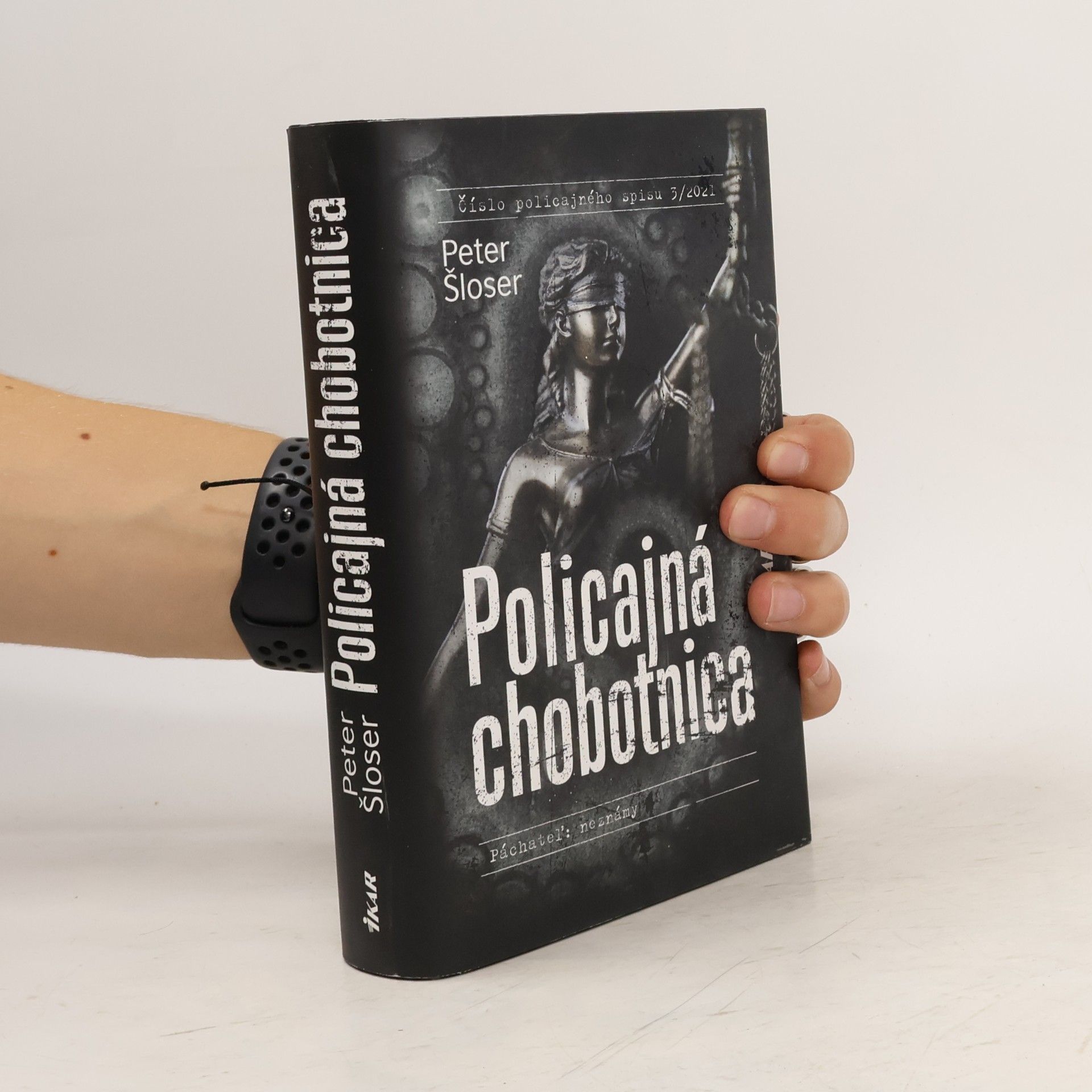 Peter Šloser Policajná chobotnica