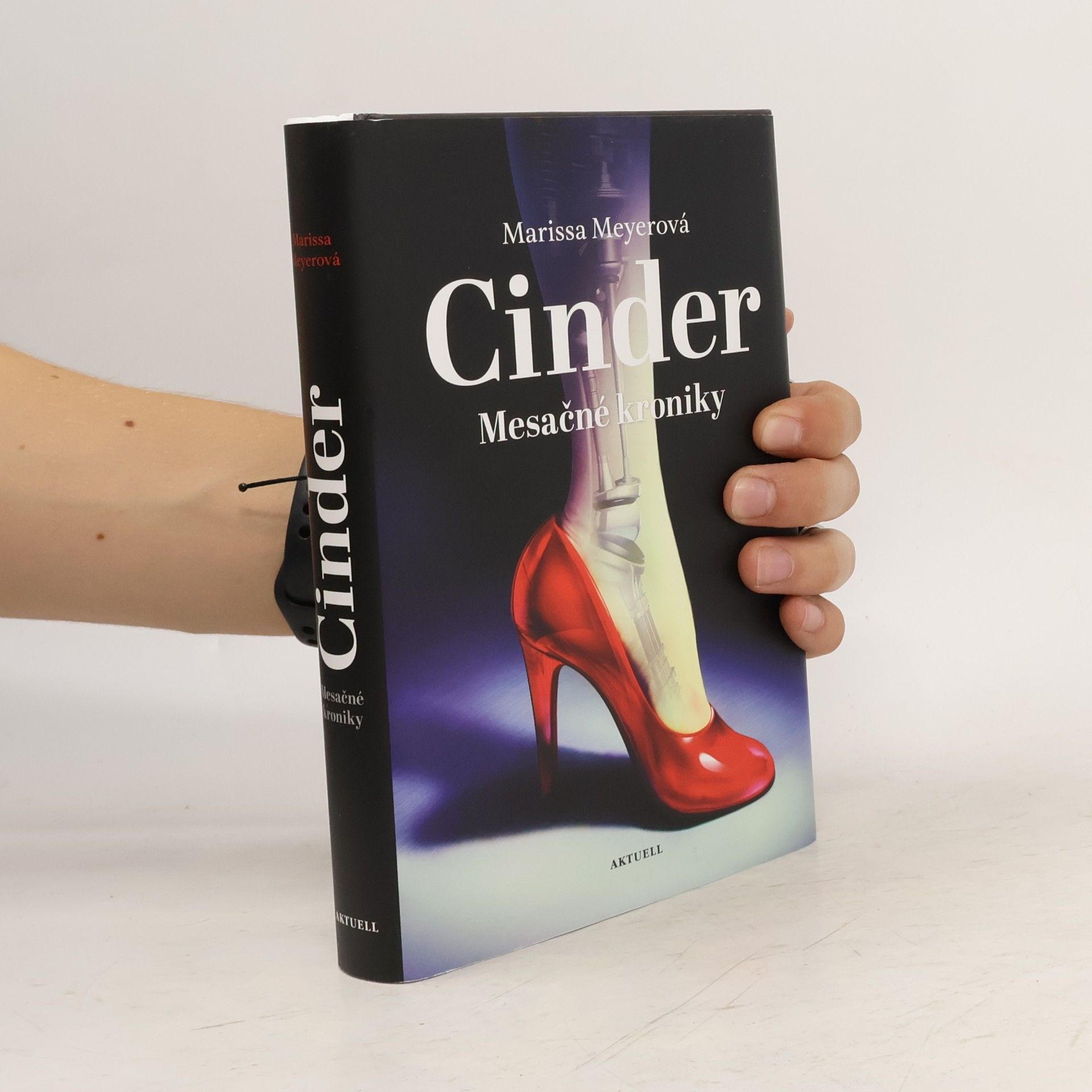 Marissa Meyer Cinder