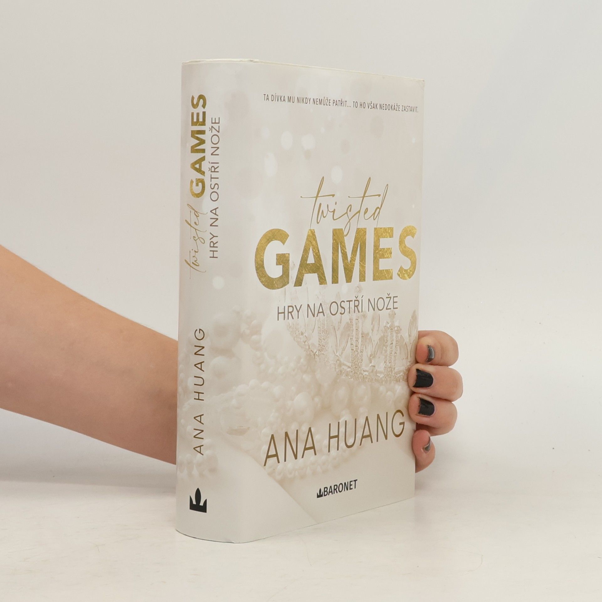 Ana Huang Twisted games. Hry na ostří nože