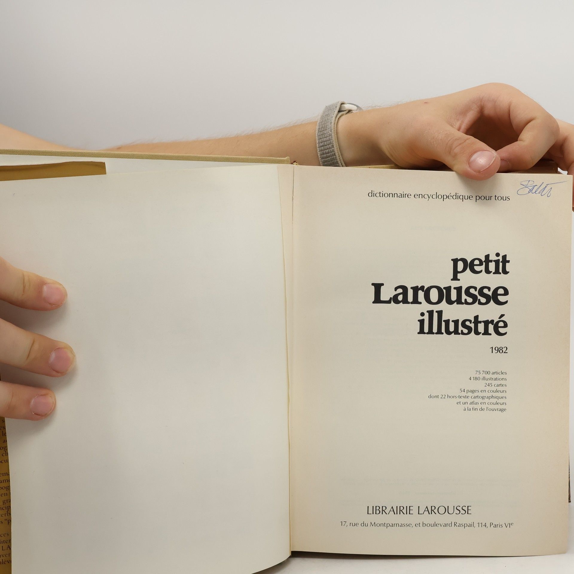 Unknown Author Petit larousse illustre, 1982