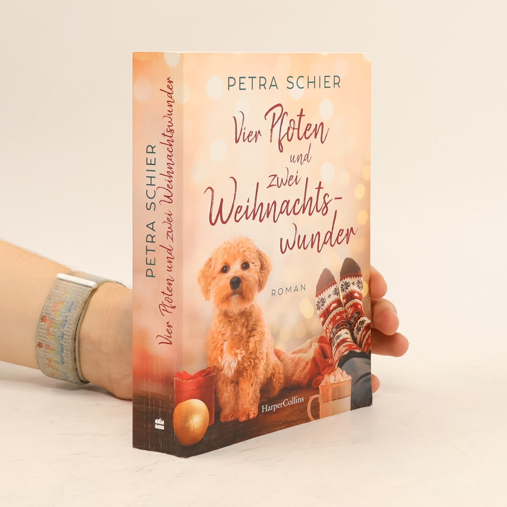 Petra Schier Vier Pfoten und zwei Weihnachtswunder