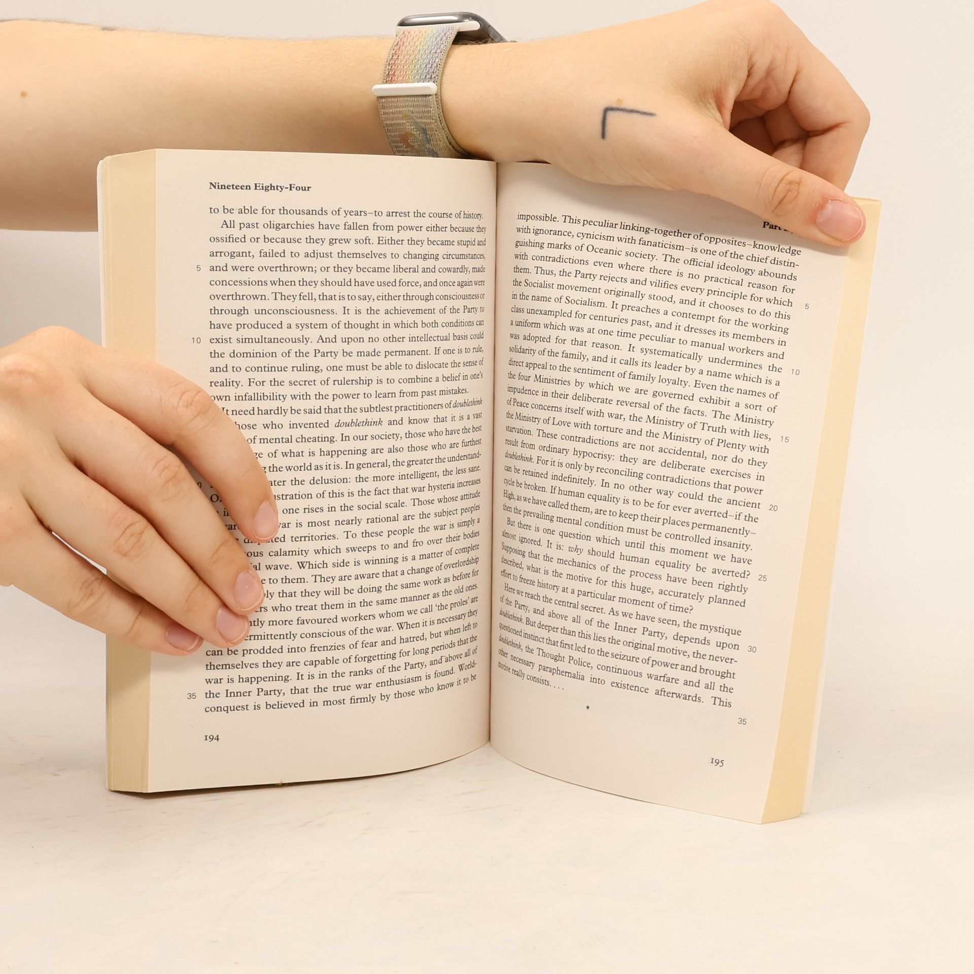 George Orwell Nineteen Eighty-Four