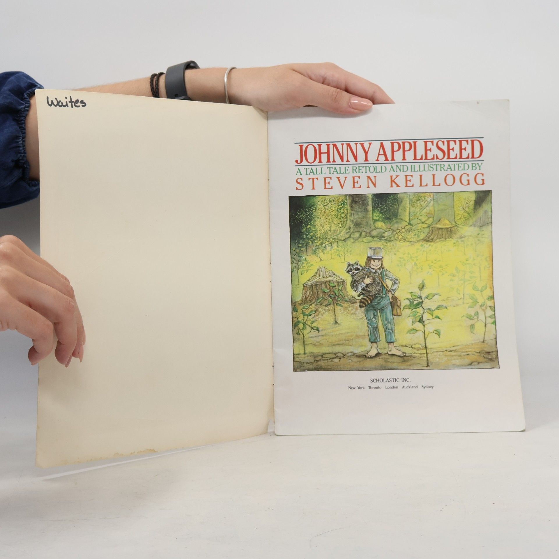 Steven Kellogg Johnny Appleseed. A tall tale retold and ilustrated