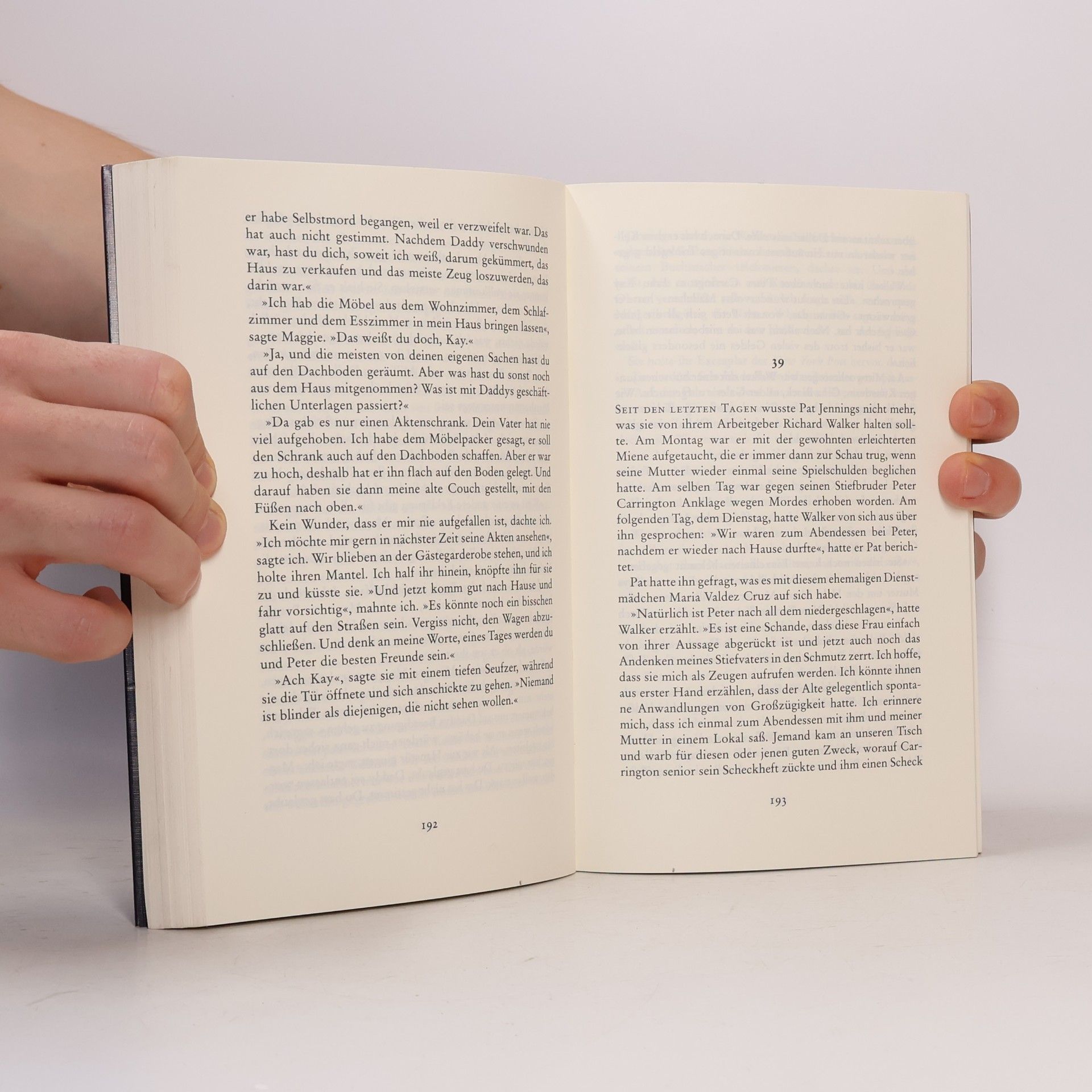Mary Higgins Clark Und hinter dir die Finsternis