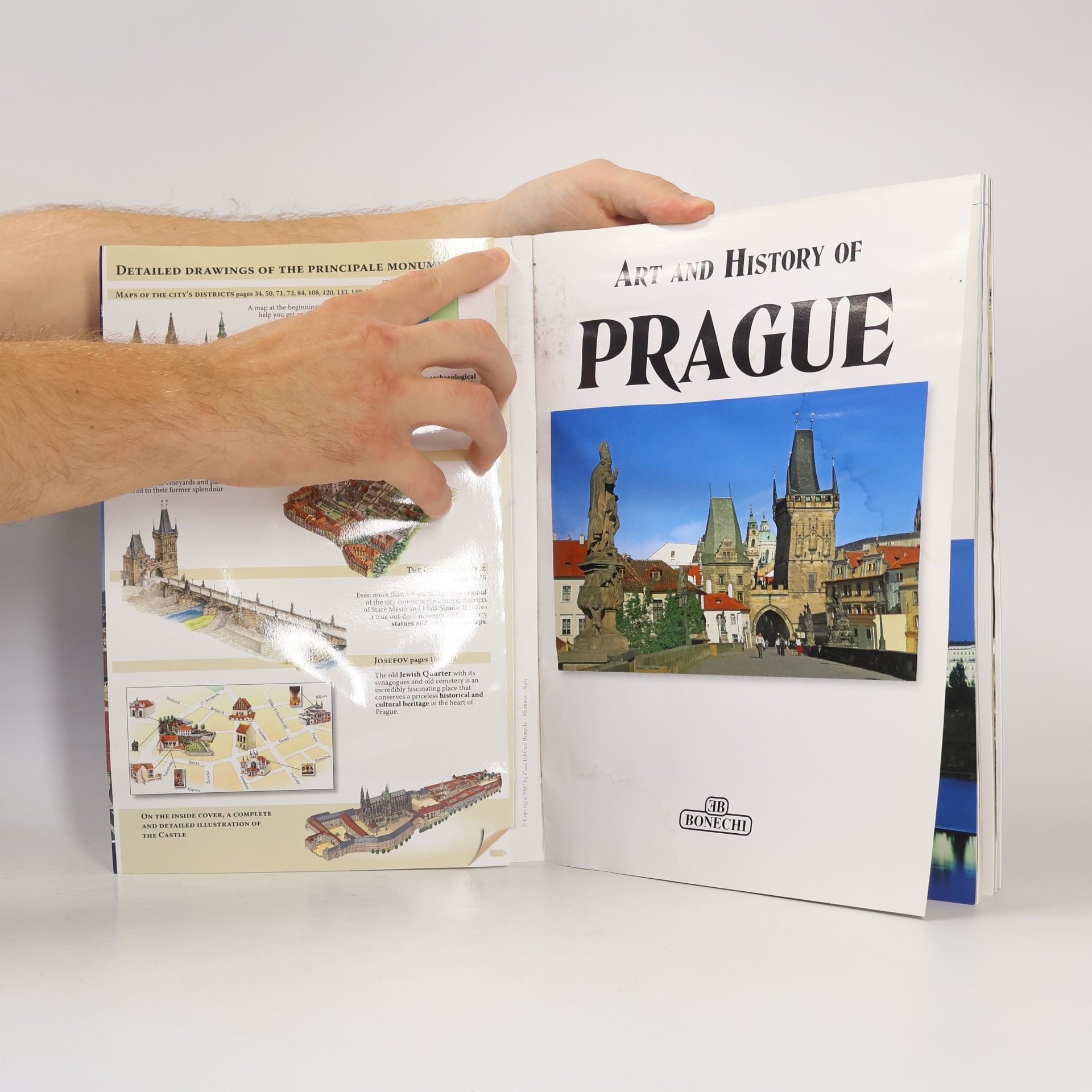 Giuliano Valdes Art and history of Prague