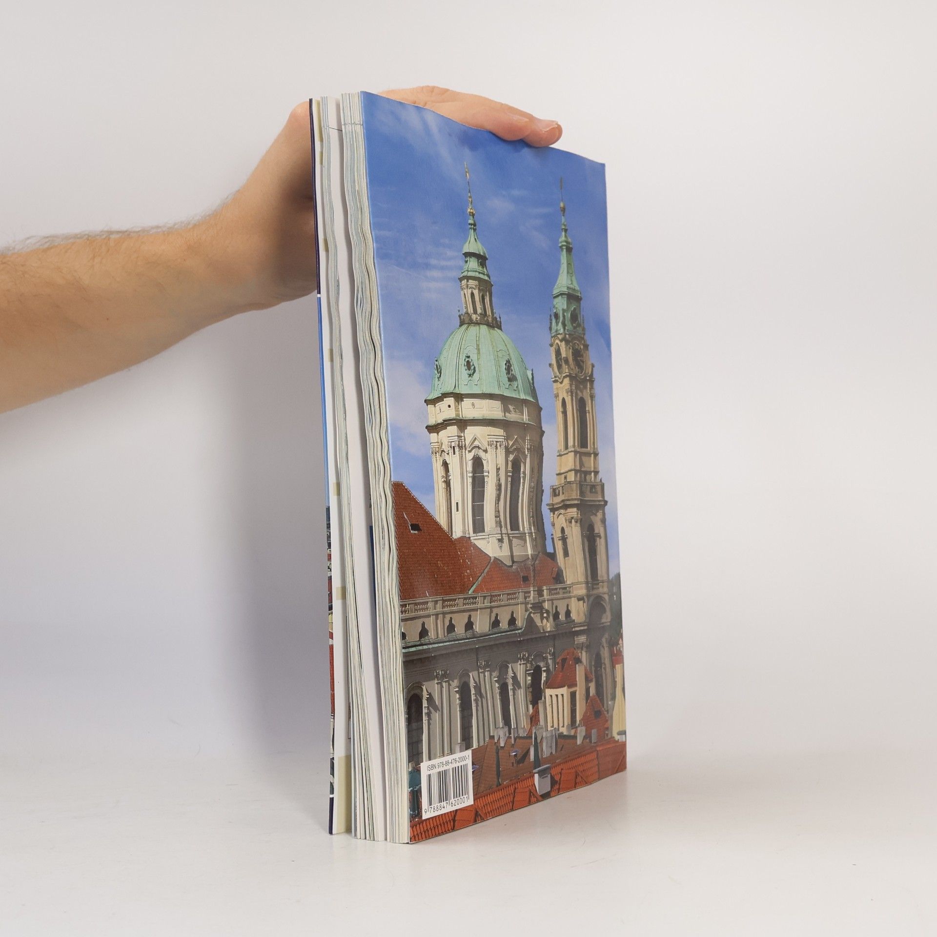 Giuliano Valdes Art and history of Prague
