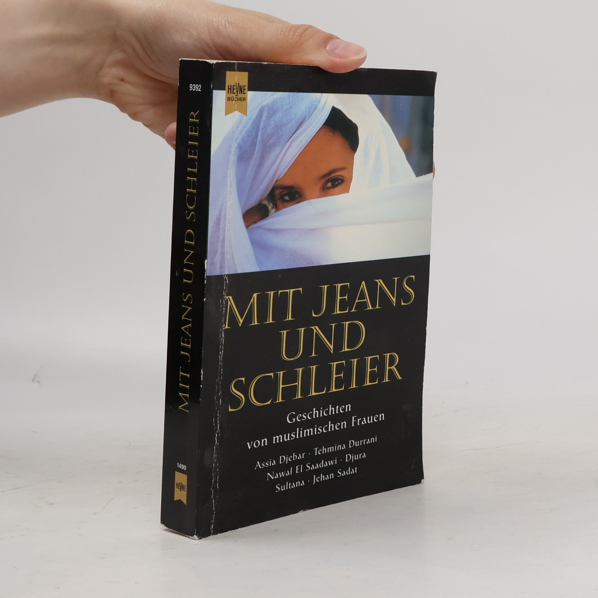 Susanne Härtel Mit Jeans und Schleier