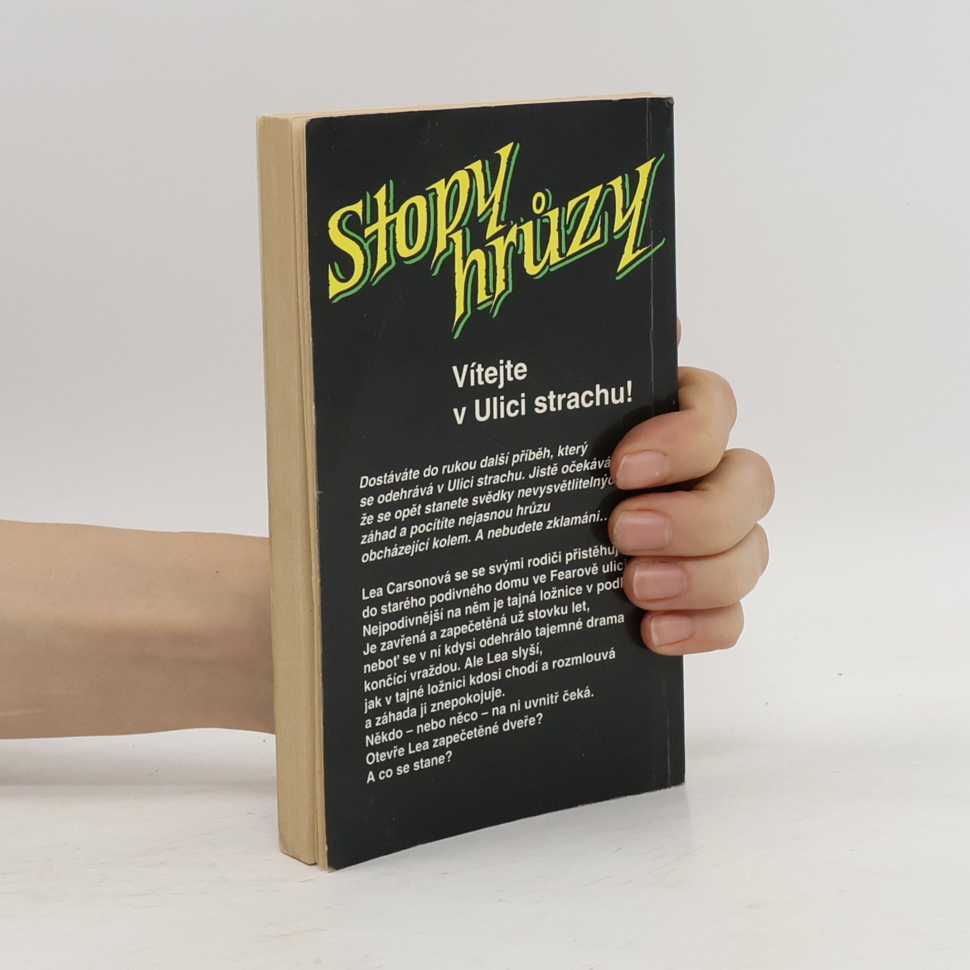 R. L. Stine Tajná ložnice. Stopy hrůzy 4.