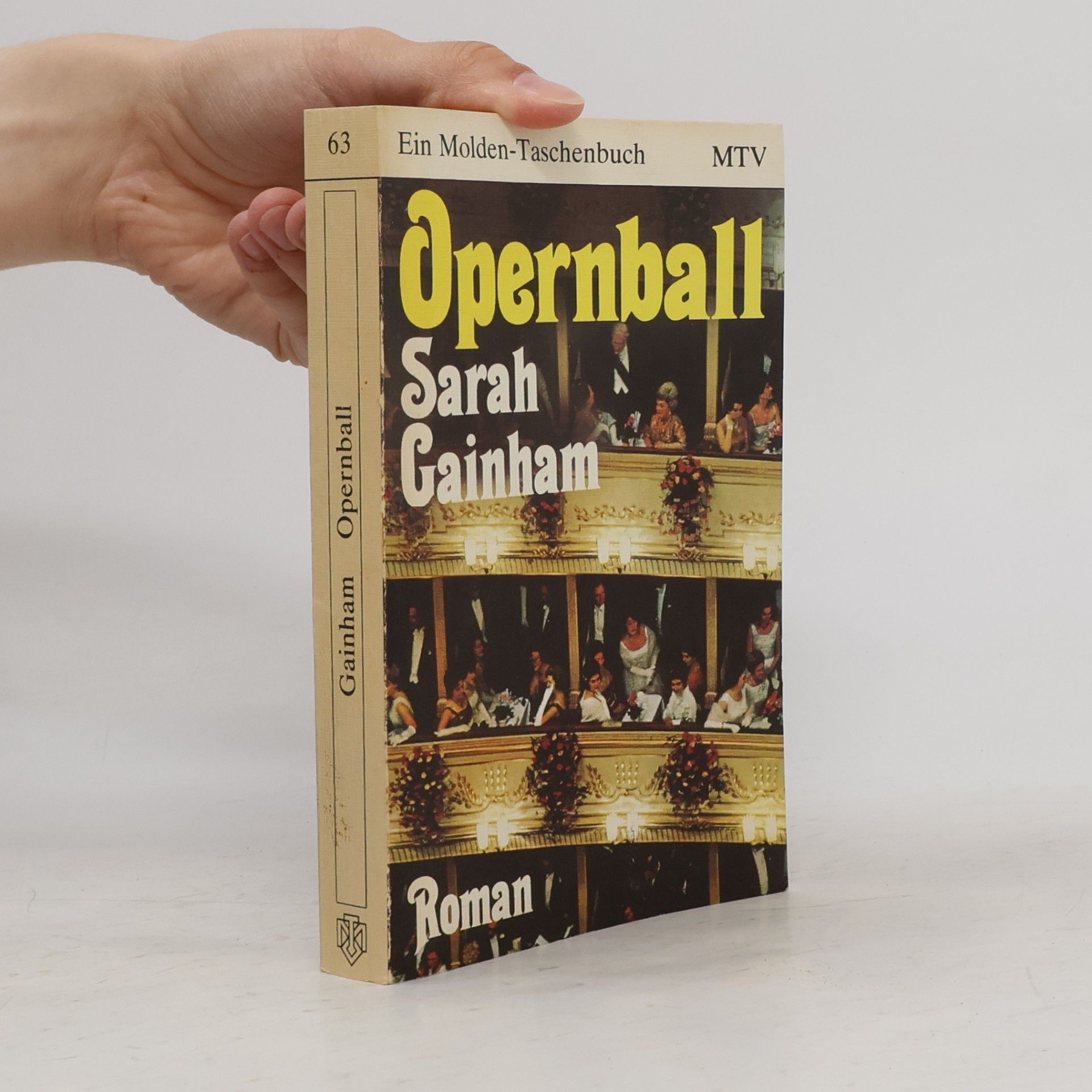 Sarah Gainham Opernball
