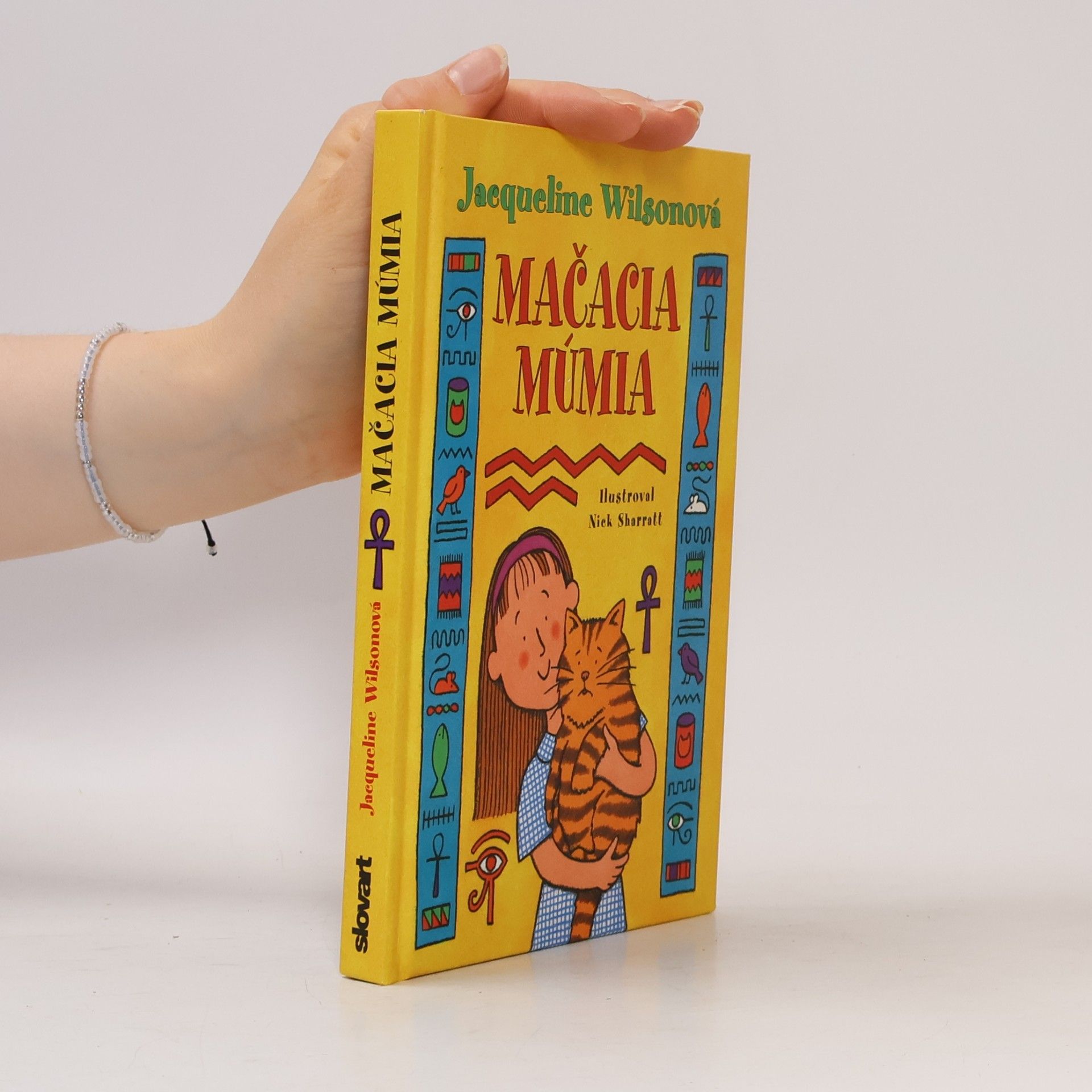 Jacqueline Wilson Mačacia múmia