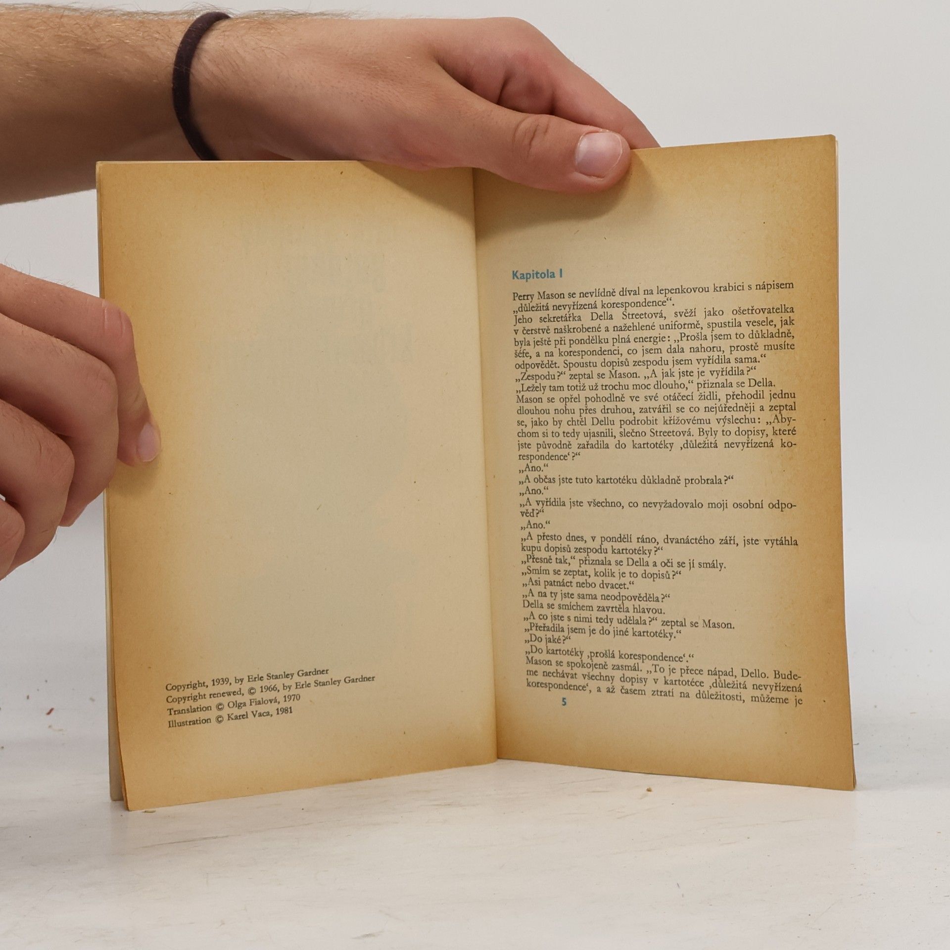 Erle Stanley Gardner Případ křivopřísežného papouška