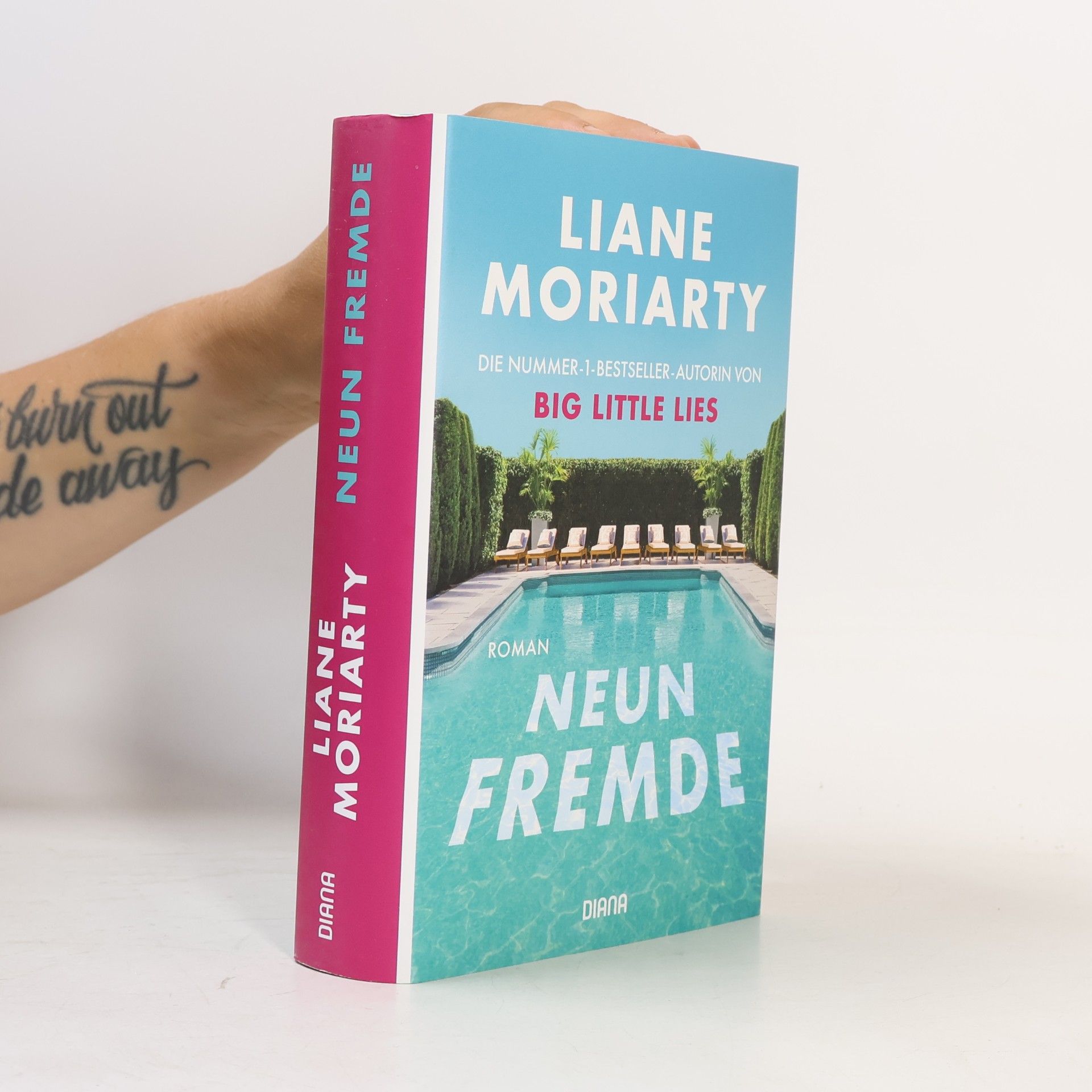Liane Moriarty Neun Fremde