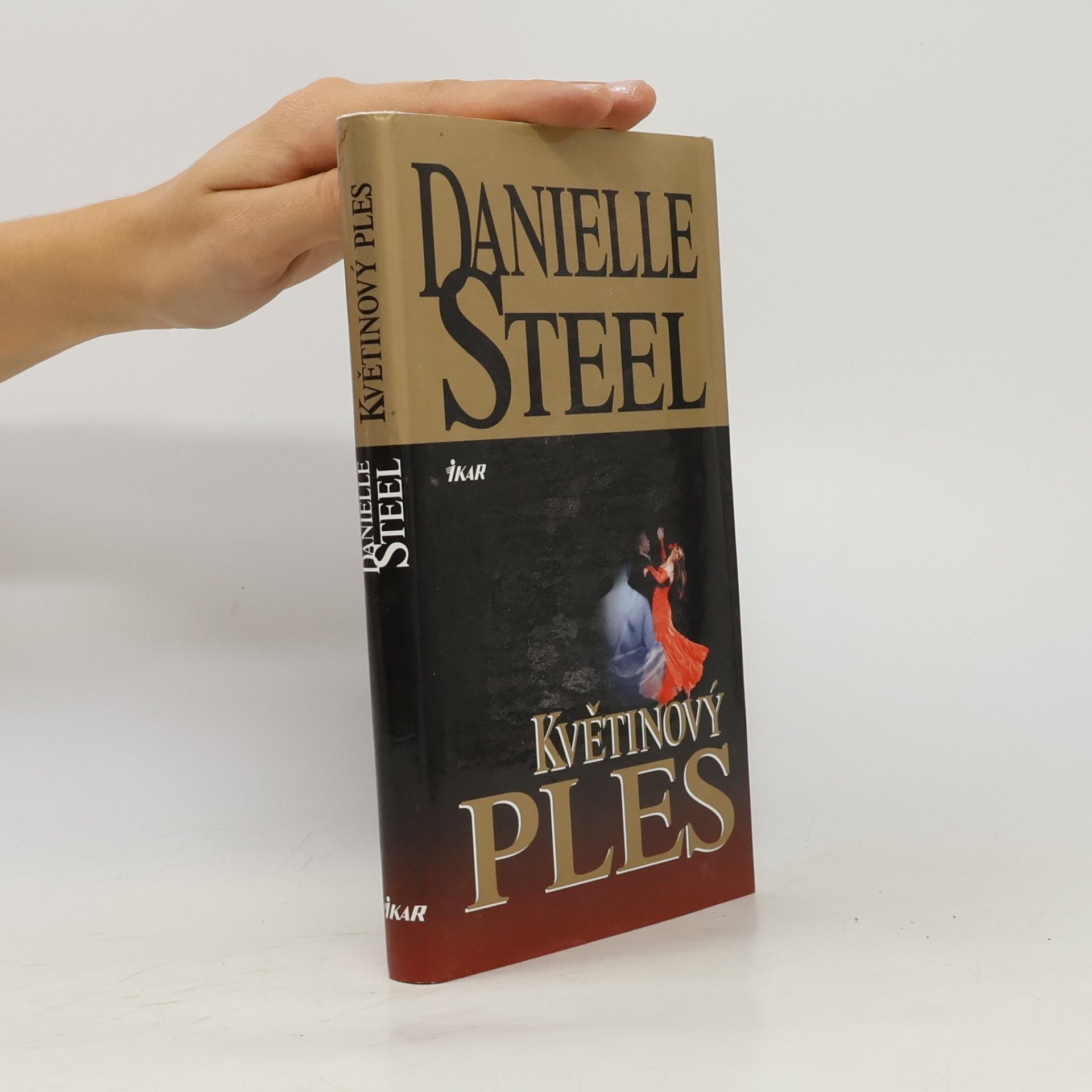Danielle Steel Květinový ples