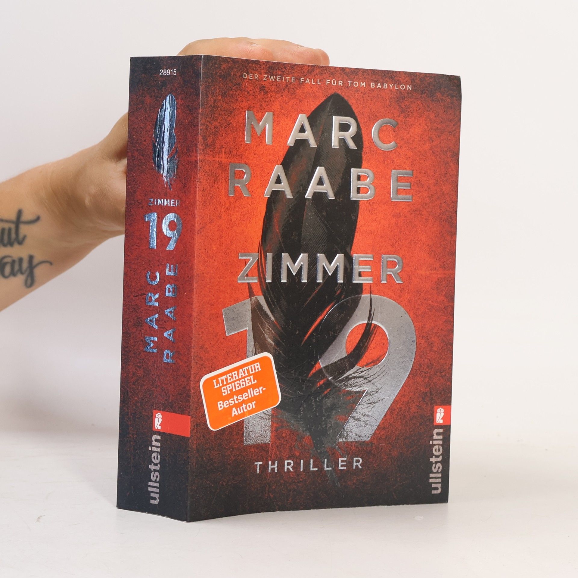 Marc Raabe Zimmer 19