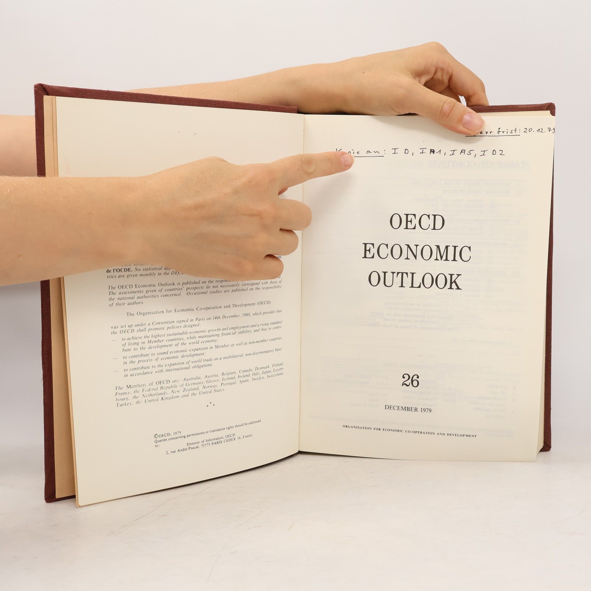 Auteurscollectief OECD Economic Outlook 28-29