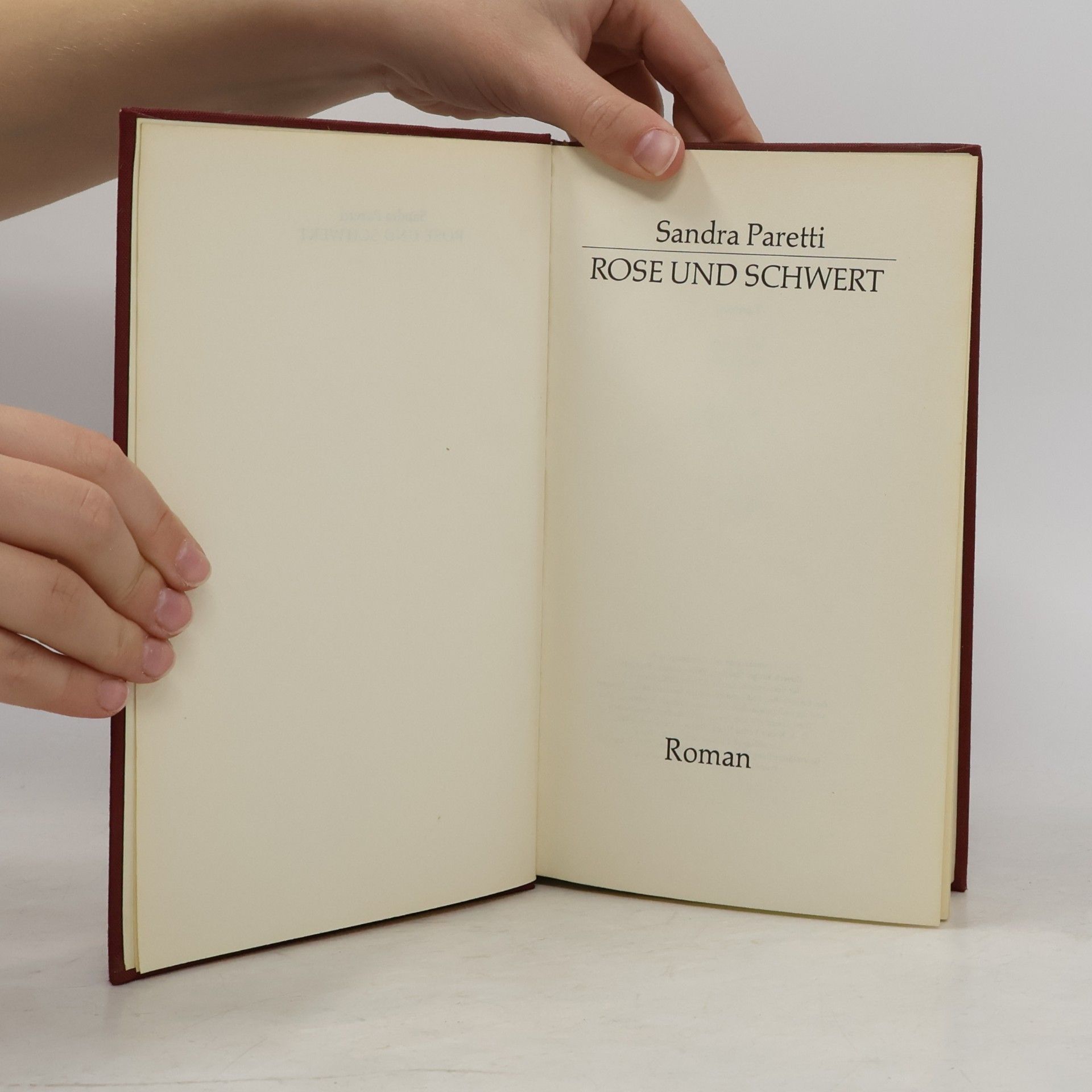 Sandra Paretti Rose und Schwert