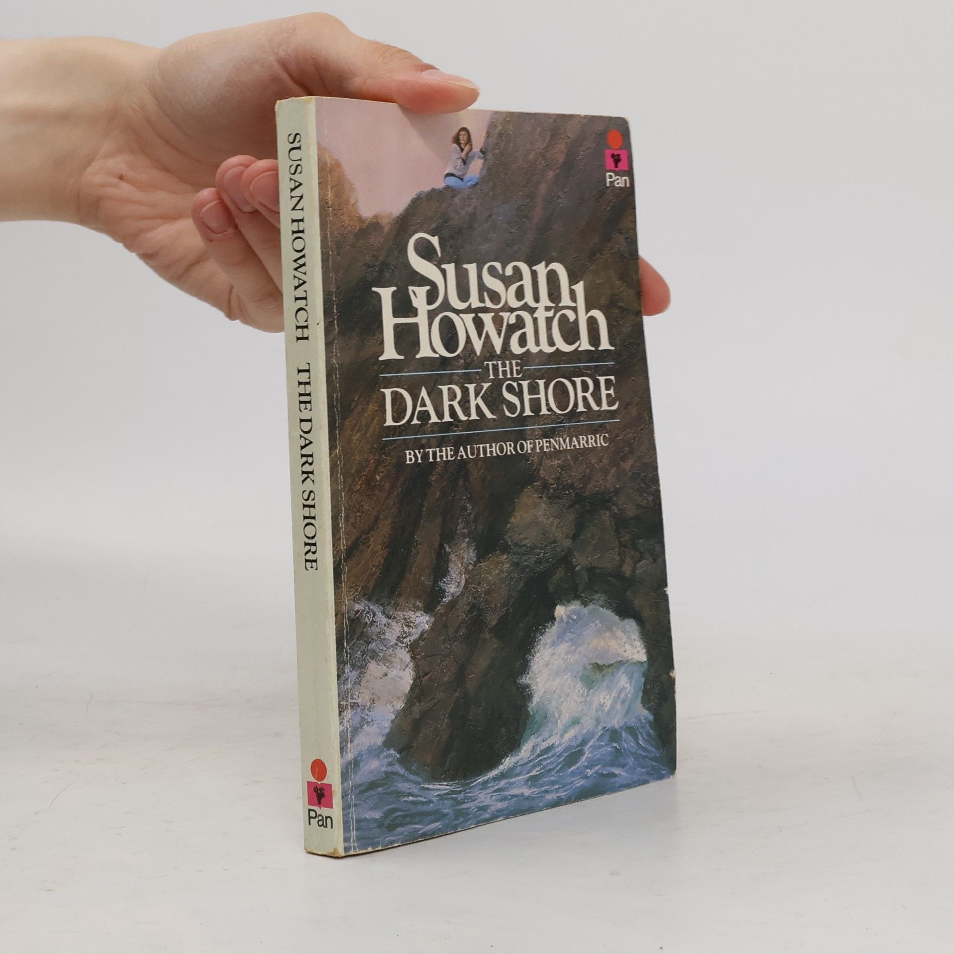 Susan Howatch The Dark Shore