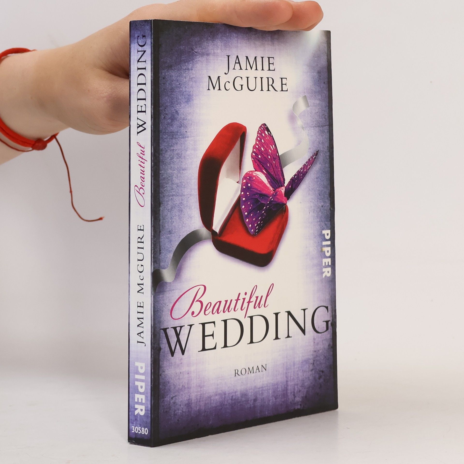 Jamie McGuire Beautiful wedding