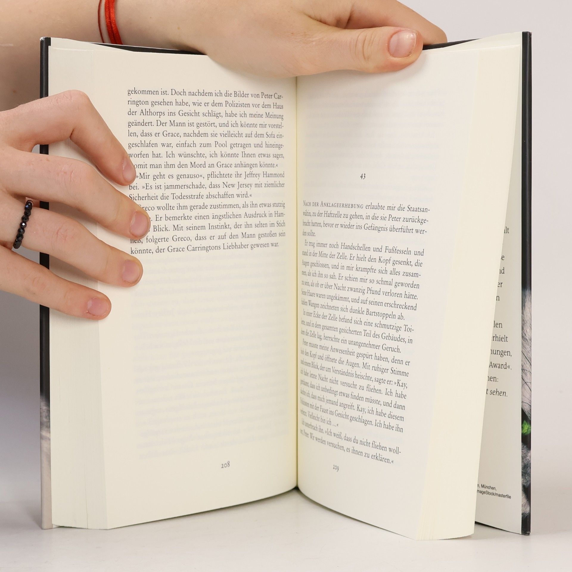 Mary Higgins Clark Und hinter dir die Finsternis