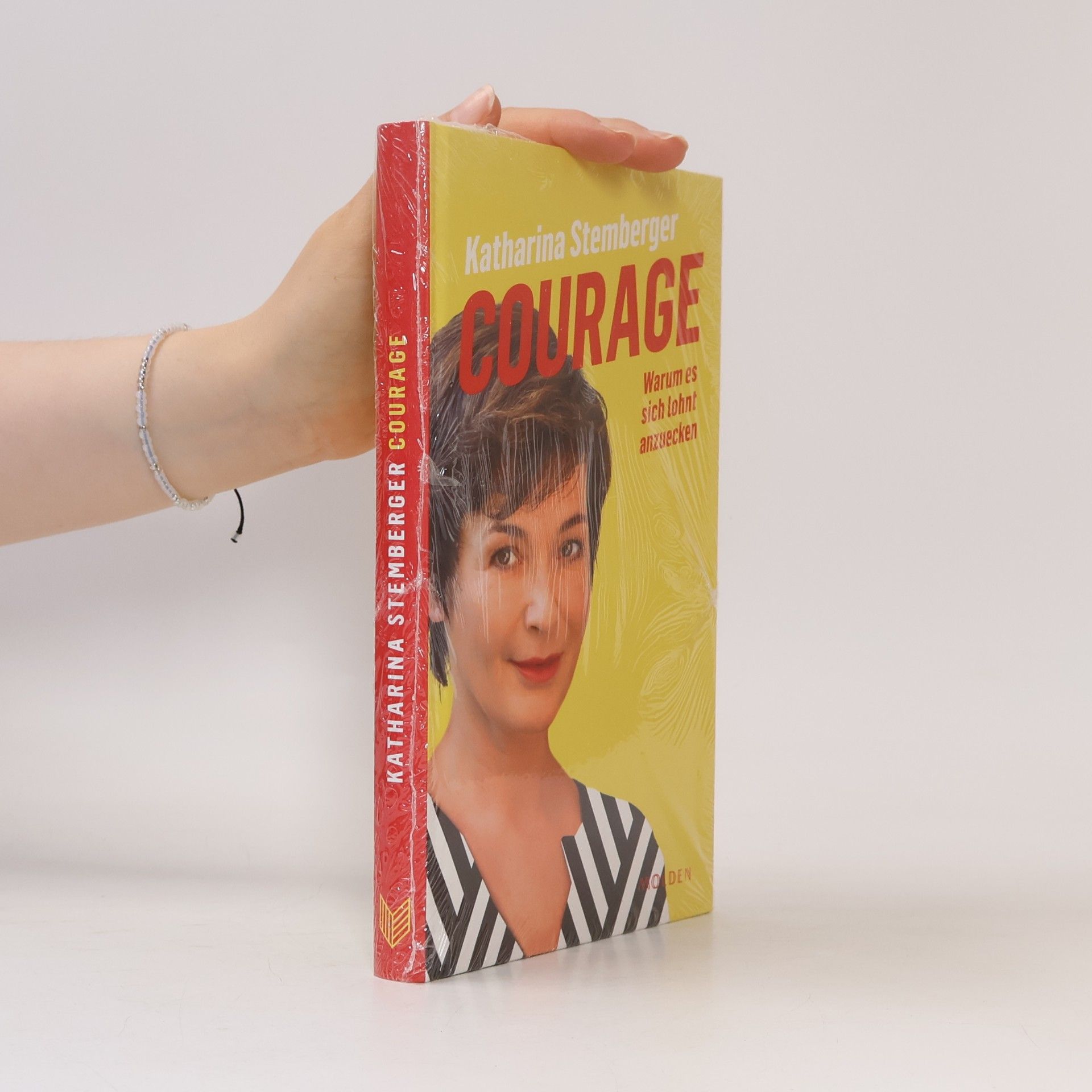 Katharina Stemberger Courage