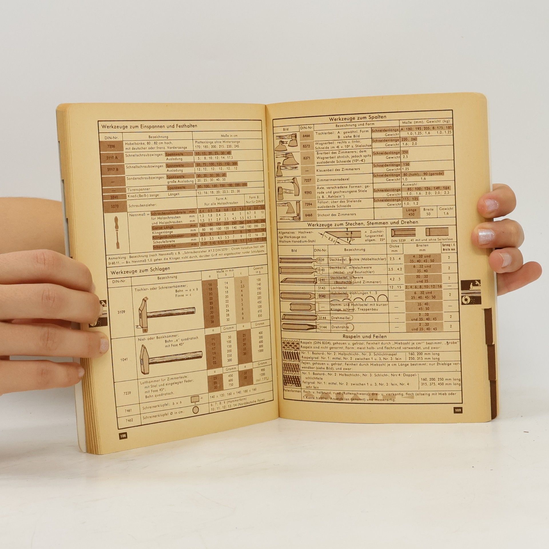 Auteurscollectief Holz, Zahl, Form