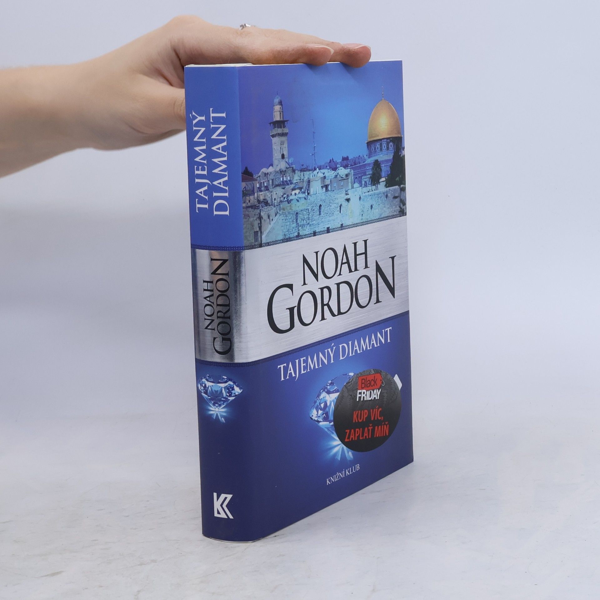 Noah Gordon Tajemný diamant