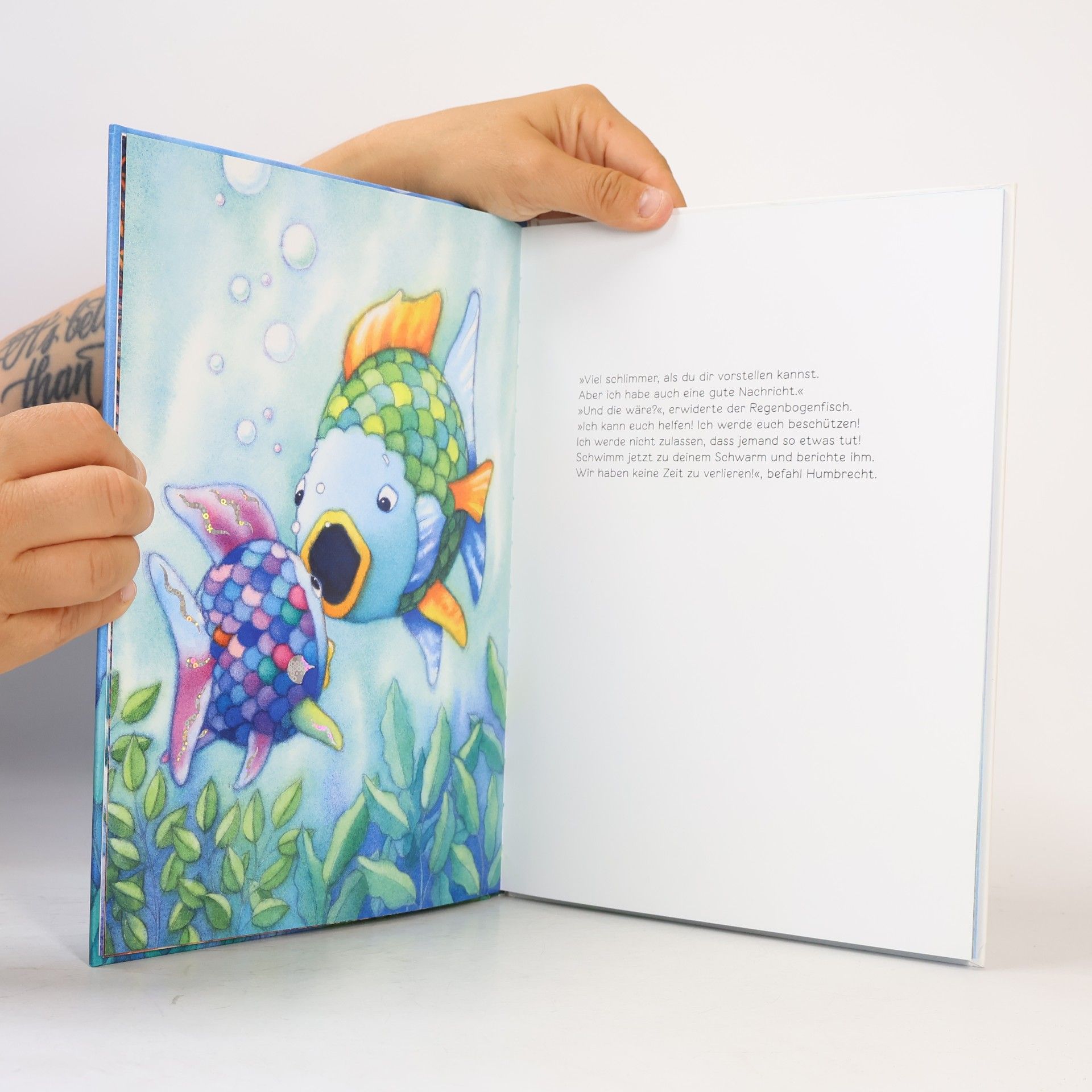 Marcus Pfister Der Regenbogenfisch glaubt nicht alles