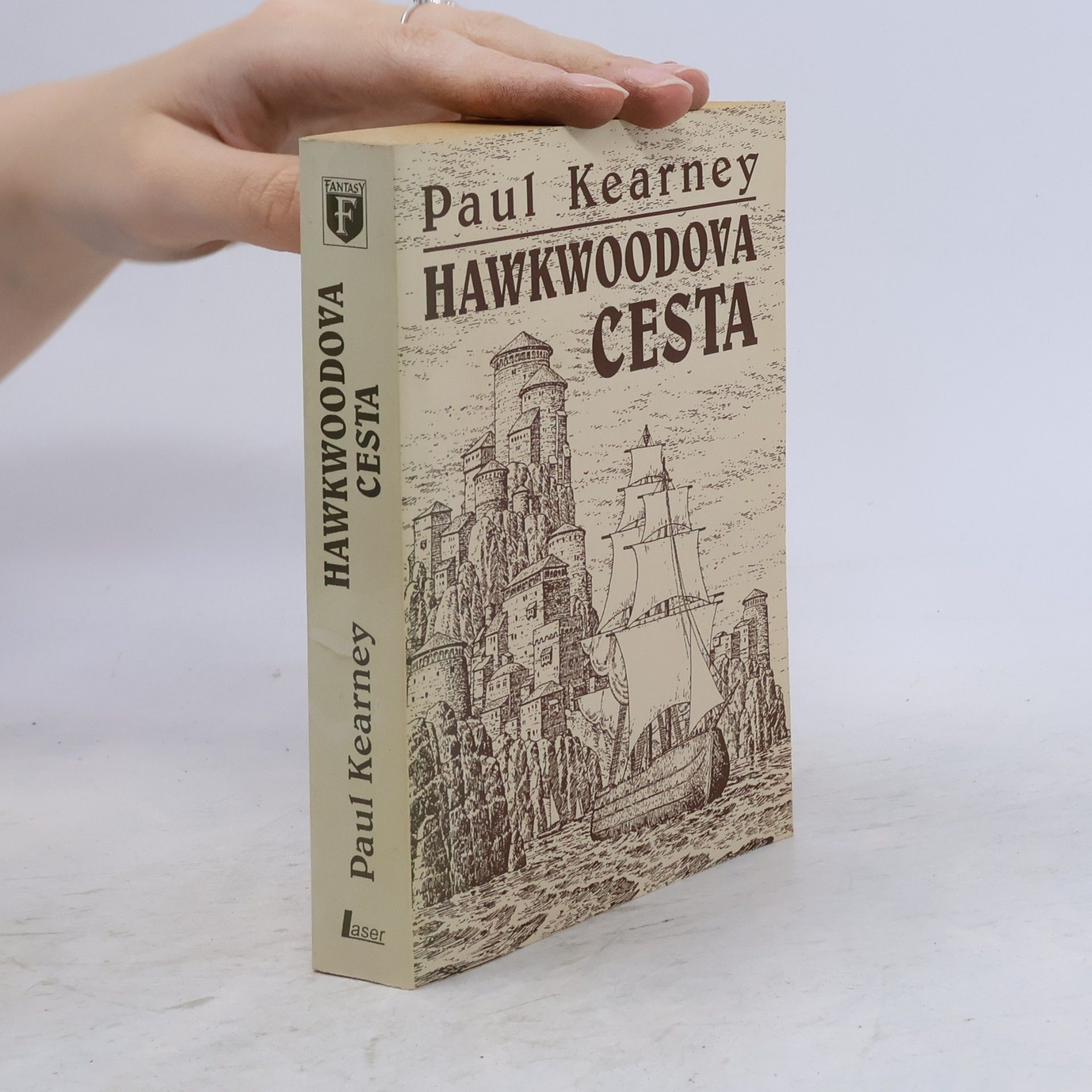 Paul Kearney Hawkwoodova cesta
