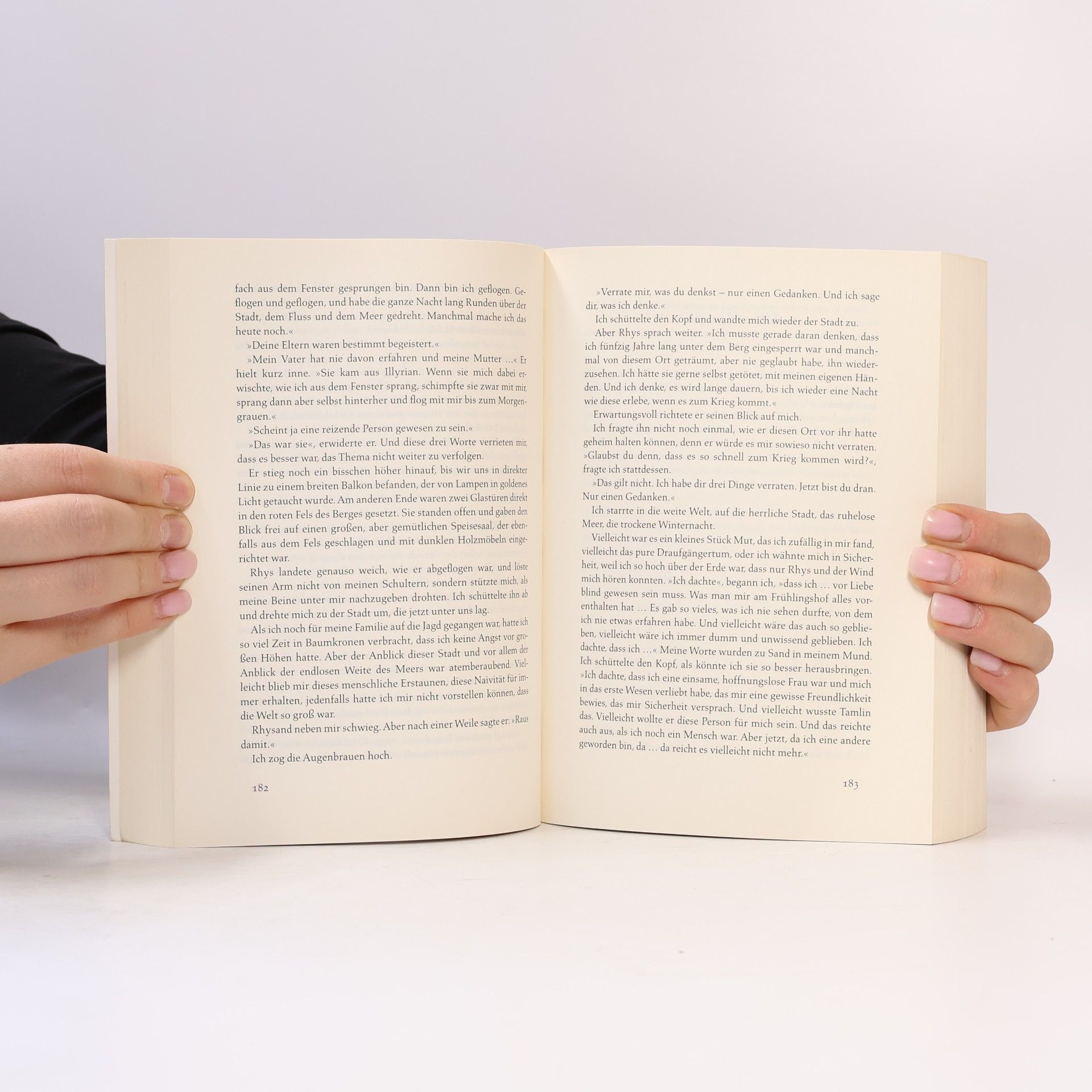 Sarah J. Maas Das Reich der Sieben Höfe. Flammen und Finsternis