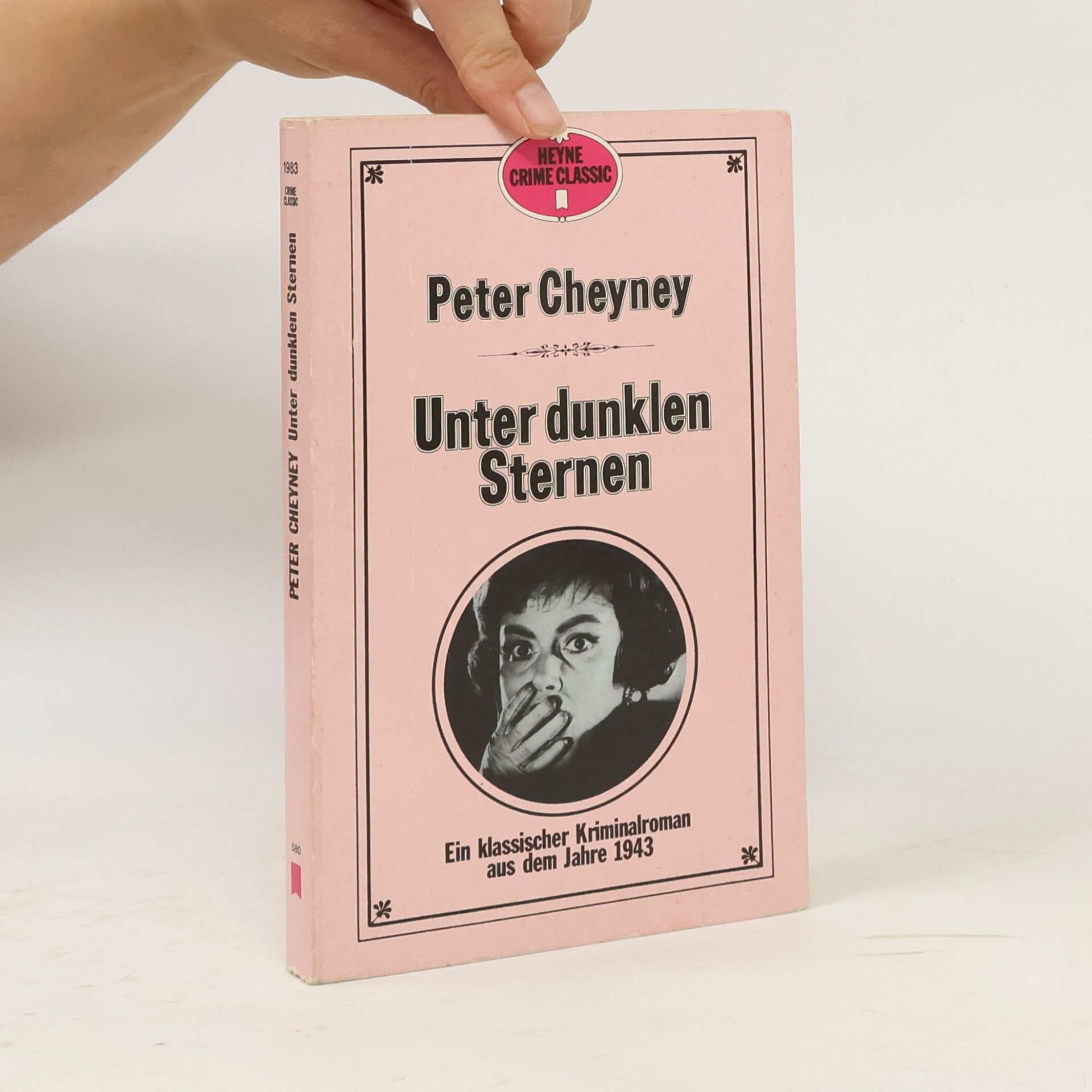 Unter dunklen Sternen.
