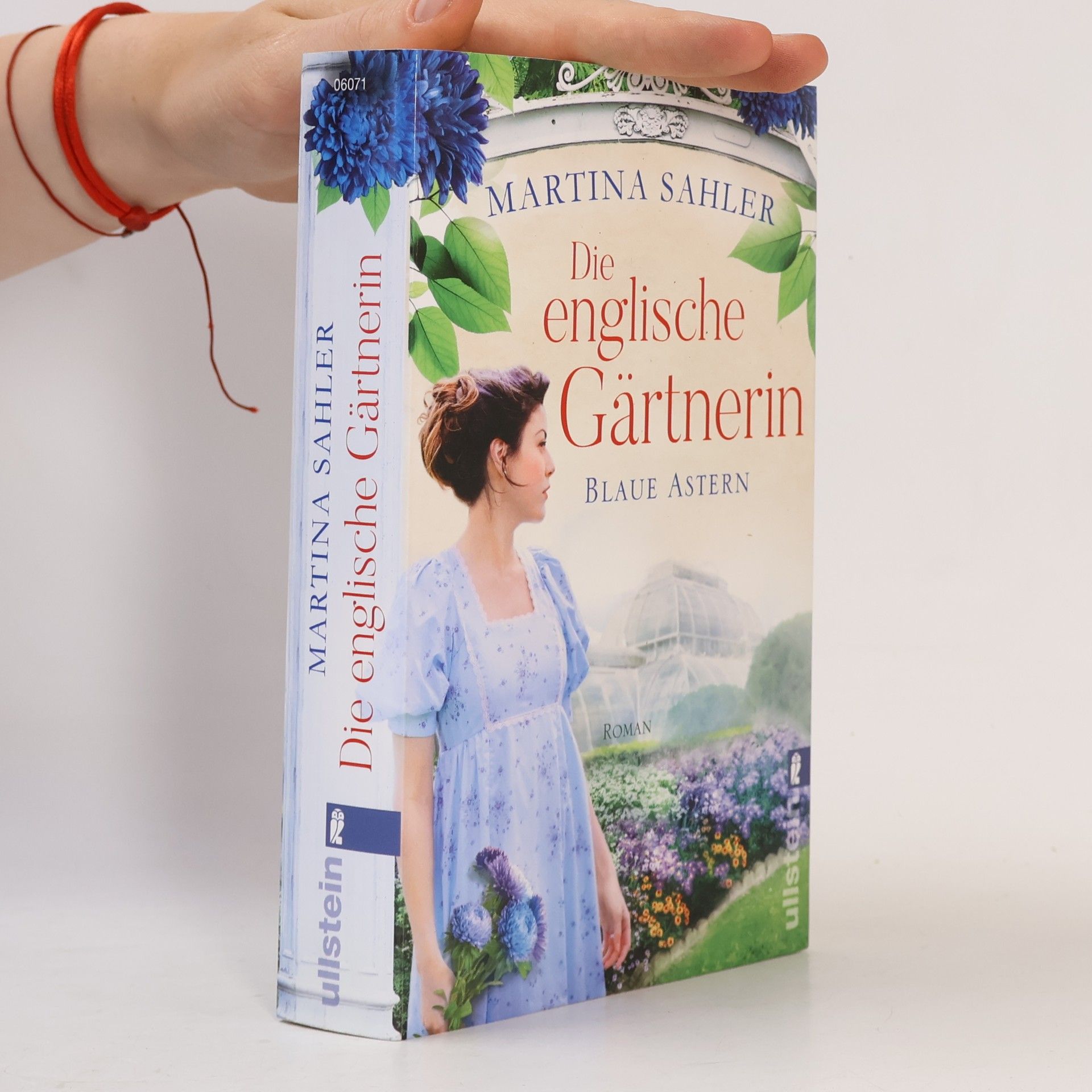 Martina Sahler Die englische Gärtnerin - Blaue Astern