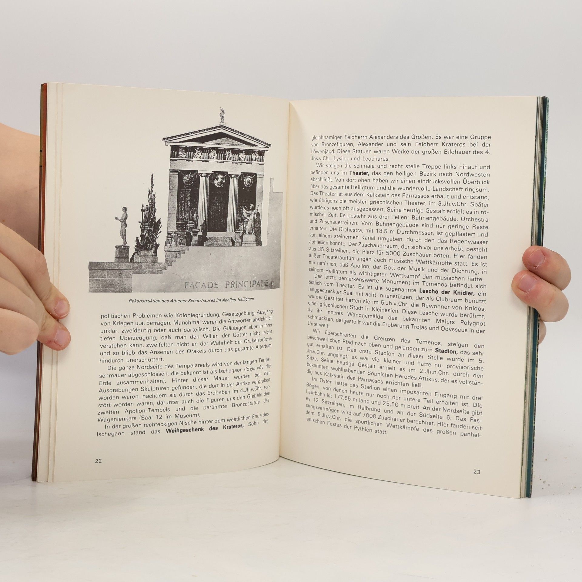 Dora Konsola Delphi - Die Ausgrabungsstätte und Das Museum