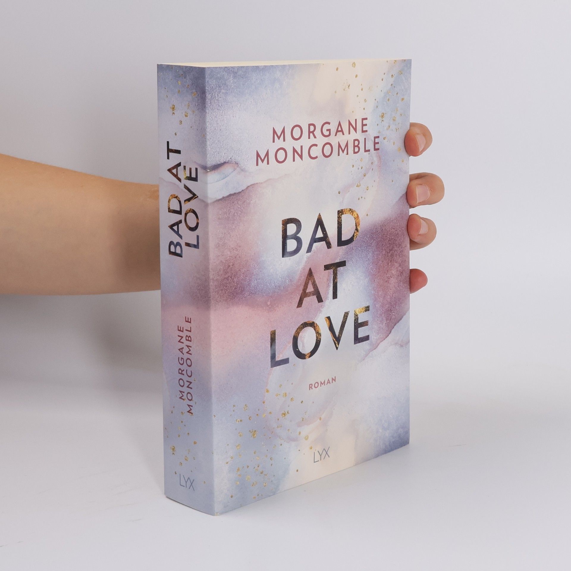 Morgane Moncomble Bad at love