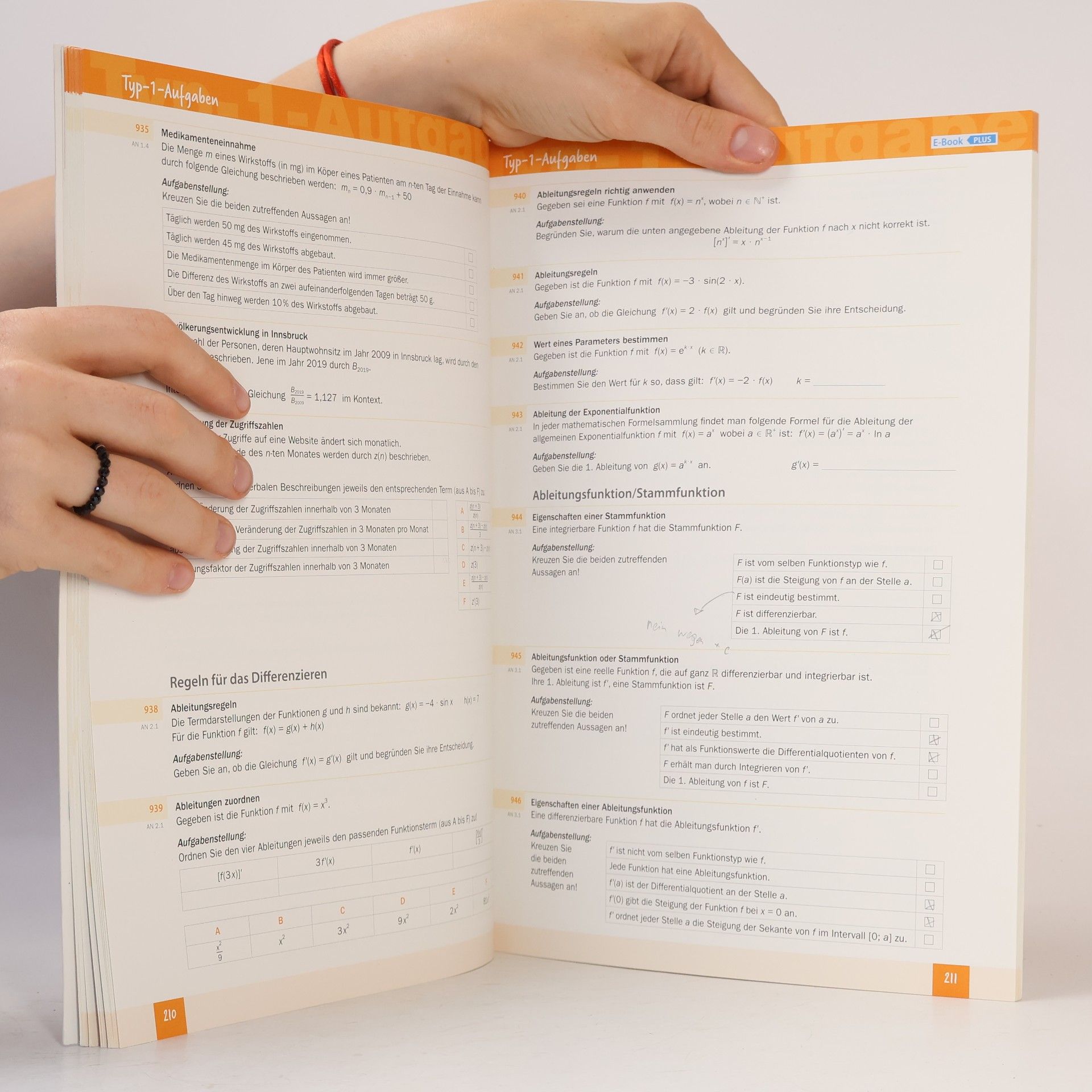 Anita Dorfmayr Thema Mathematik 8. 2. Semestr - Maturatraining