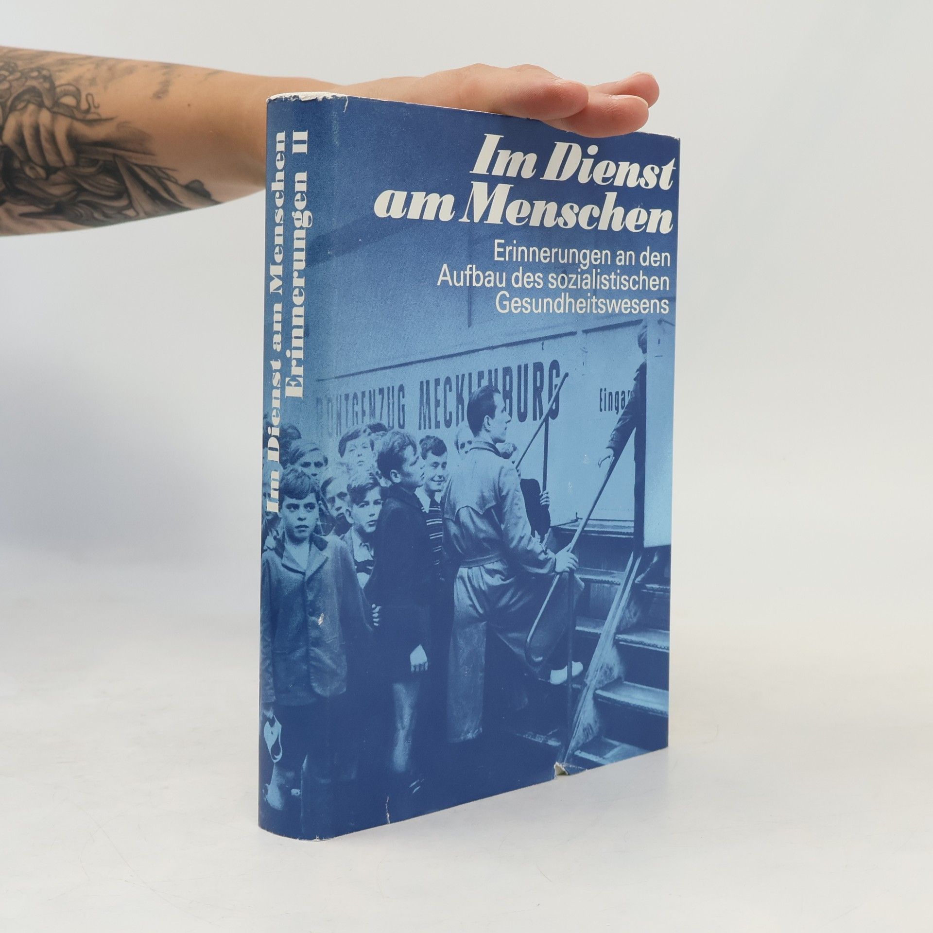 Various authors Im Dienst am Menschen