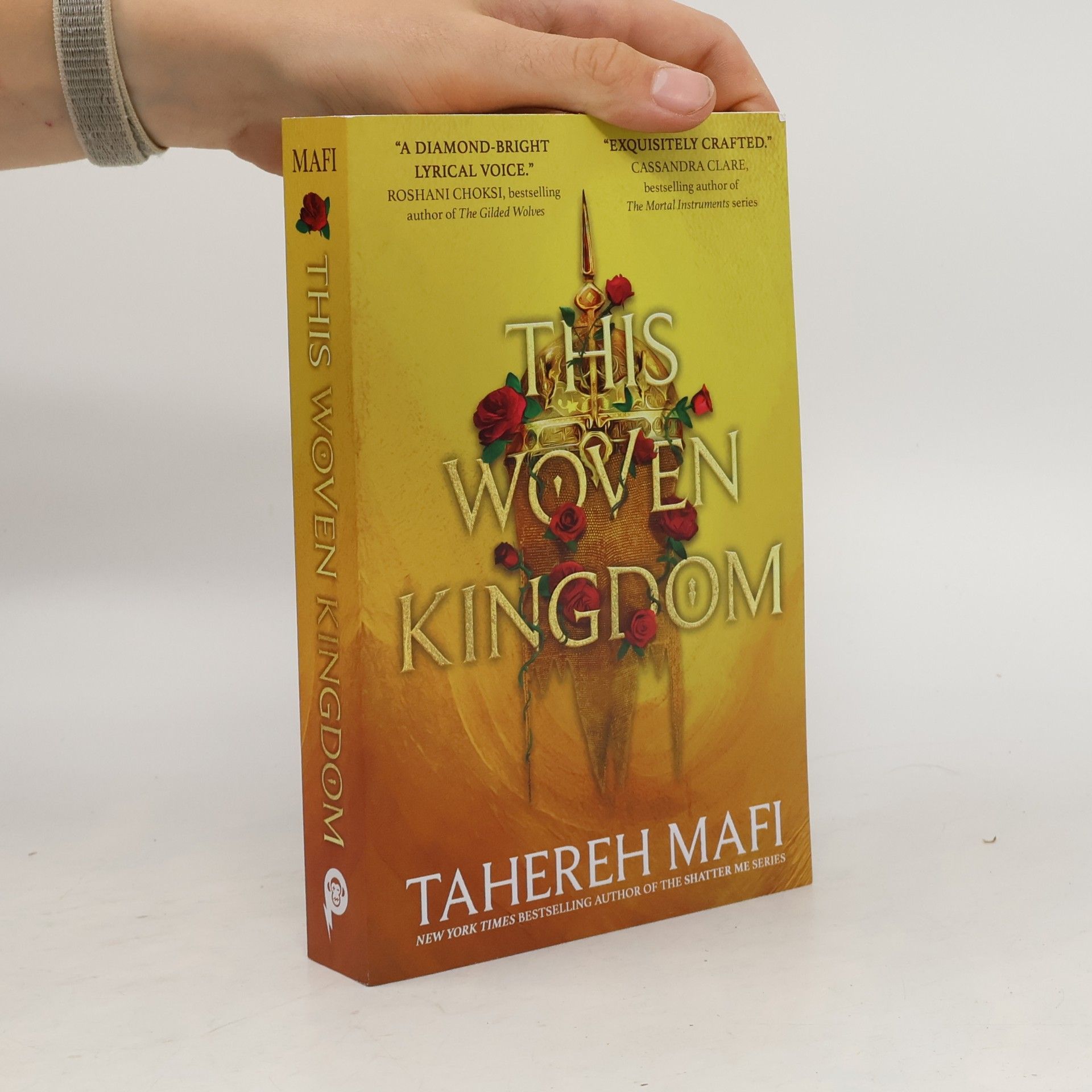 Tahereh Mafi This Woven Kingdom