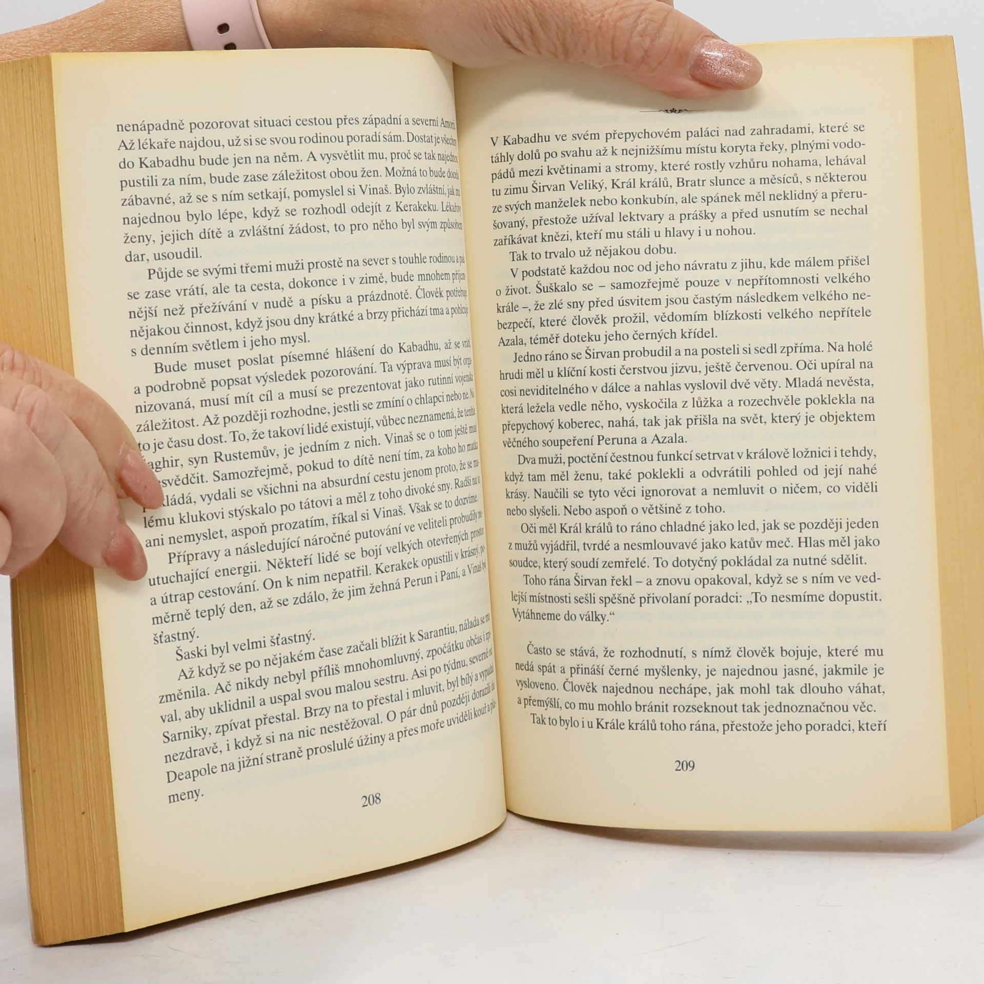 Guy Gavriel Kay Pán císařů