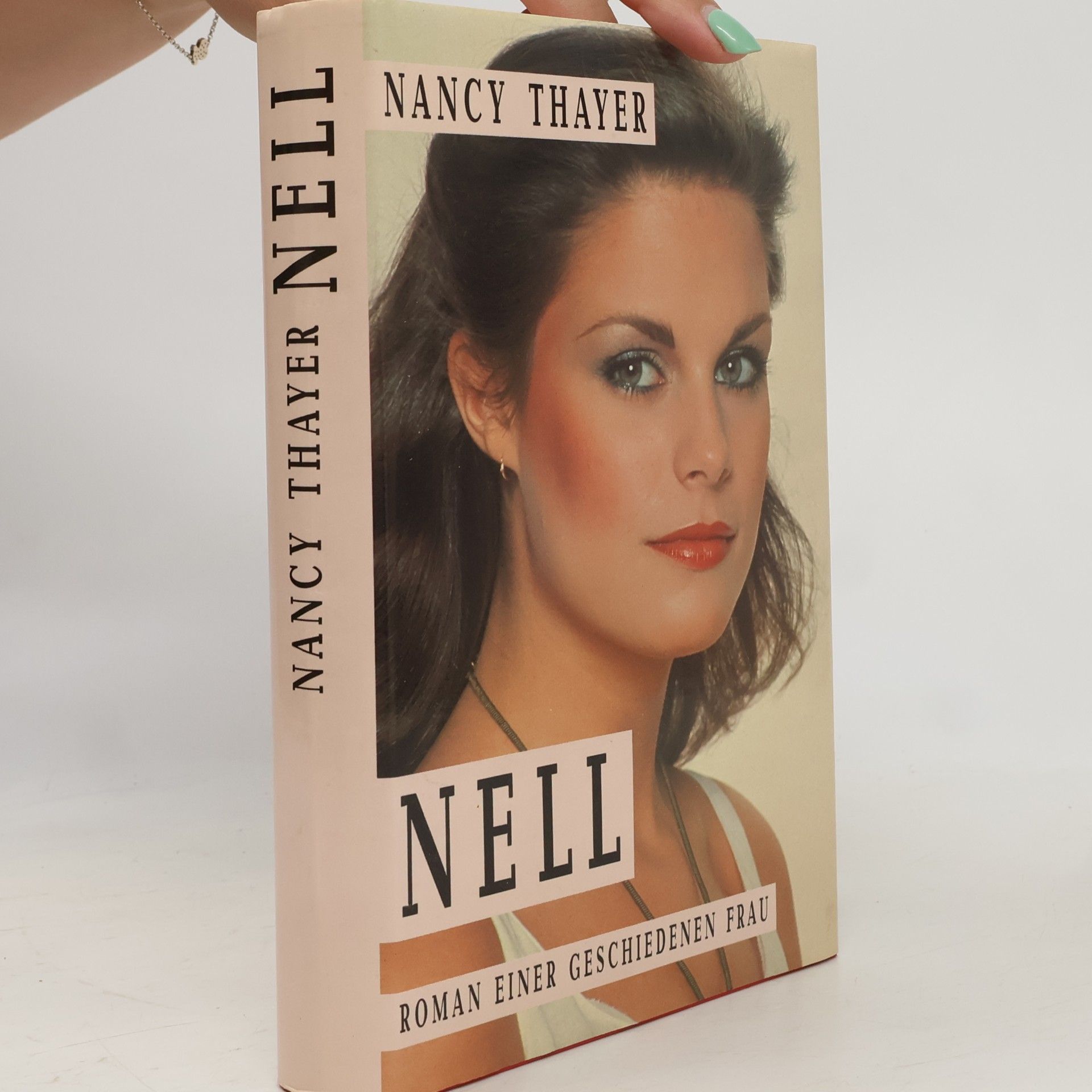 Nancy Thayer Nell